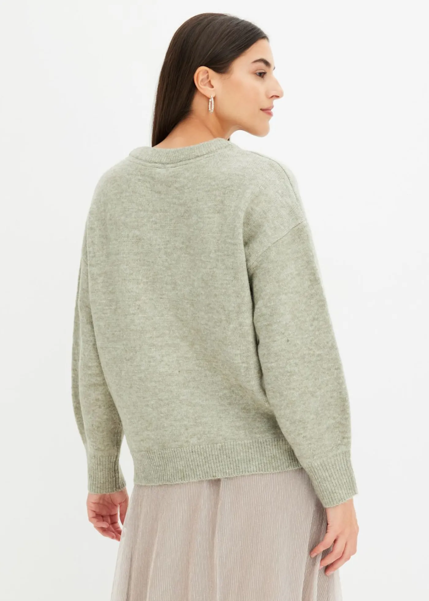 bonprix bonprix Jersey tipo boxy con lentejuelas verde alga moteado Hot
