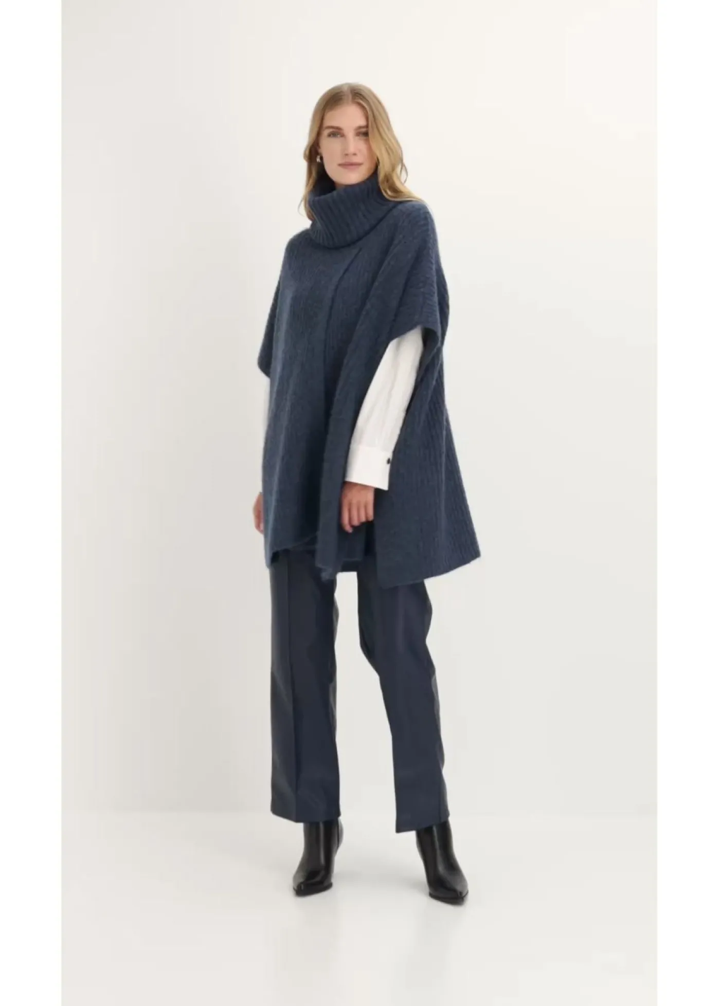 bonprix bonprix Jersey tipo poncho con mezcla de lana índigo Discount