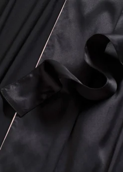bonprix bonprix Kimono de satén con efecto brillante Negro-blanco lana Discount