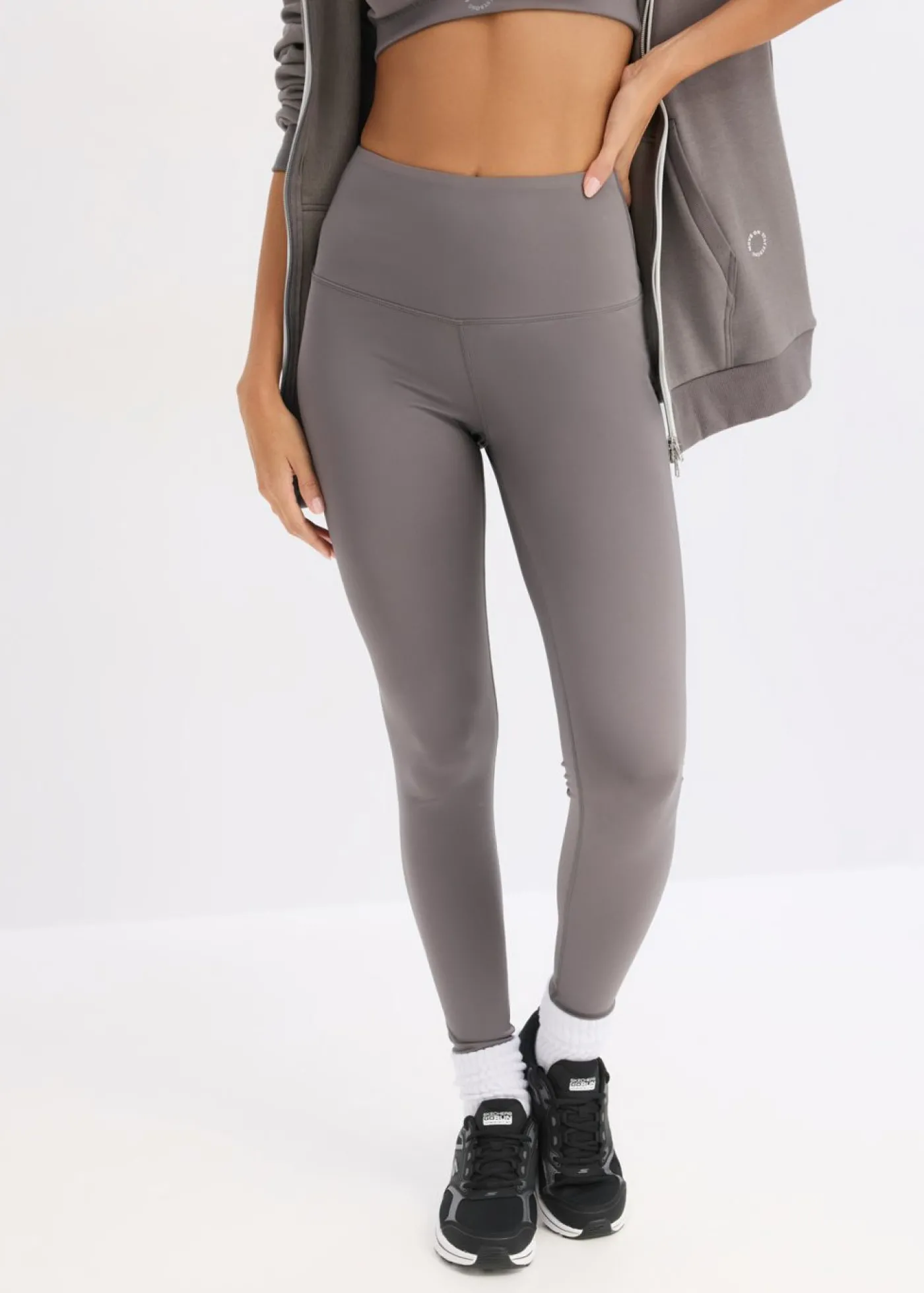 bonprix bonprix Leggings deportivos con material de secado rápido granito Hot