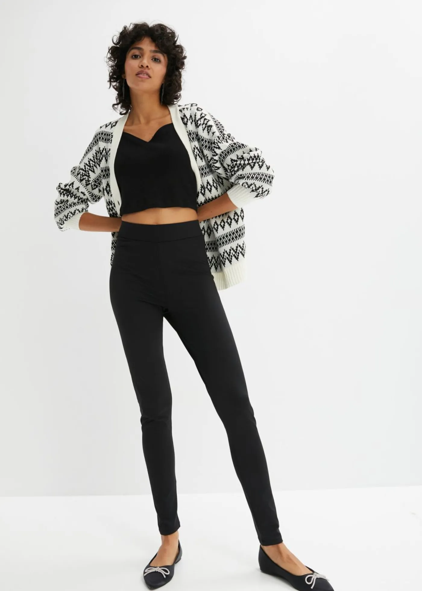 bonprix bonprix Leggings térmicos de talle alto con cintura alta y cómoda Negro Clearance