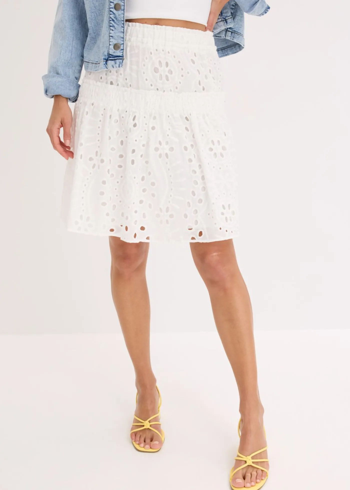 bonprix bonprix Minifalda con bordado calado Blanco lana Outlet