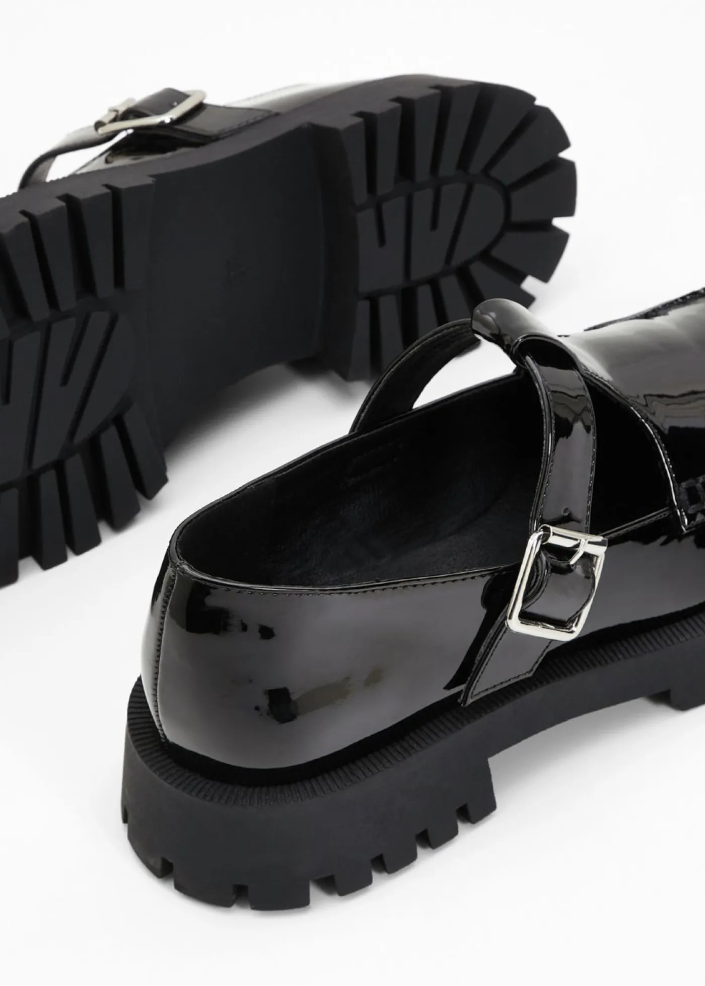 bonprix bonprix Mocasín chunky con aberturas Negro Hot