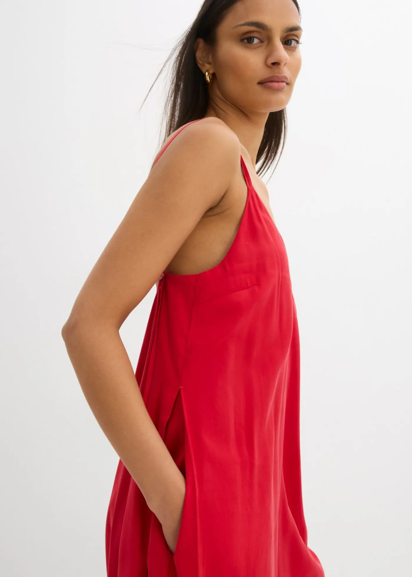 bonprix bonprix Mono de mezcla de viscosa con tirantes ajustables Rojo salsa Hot