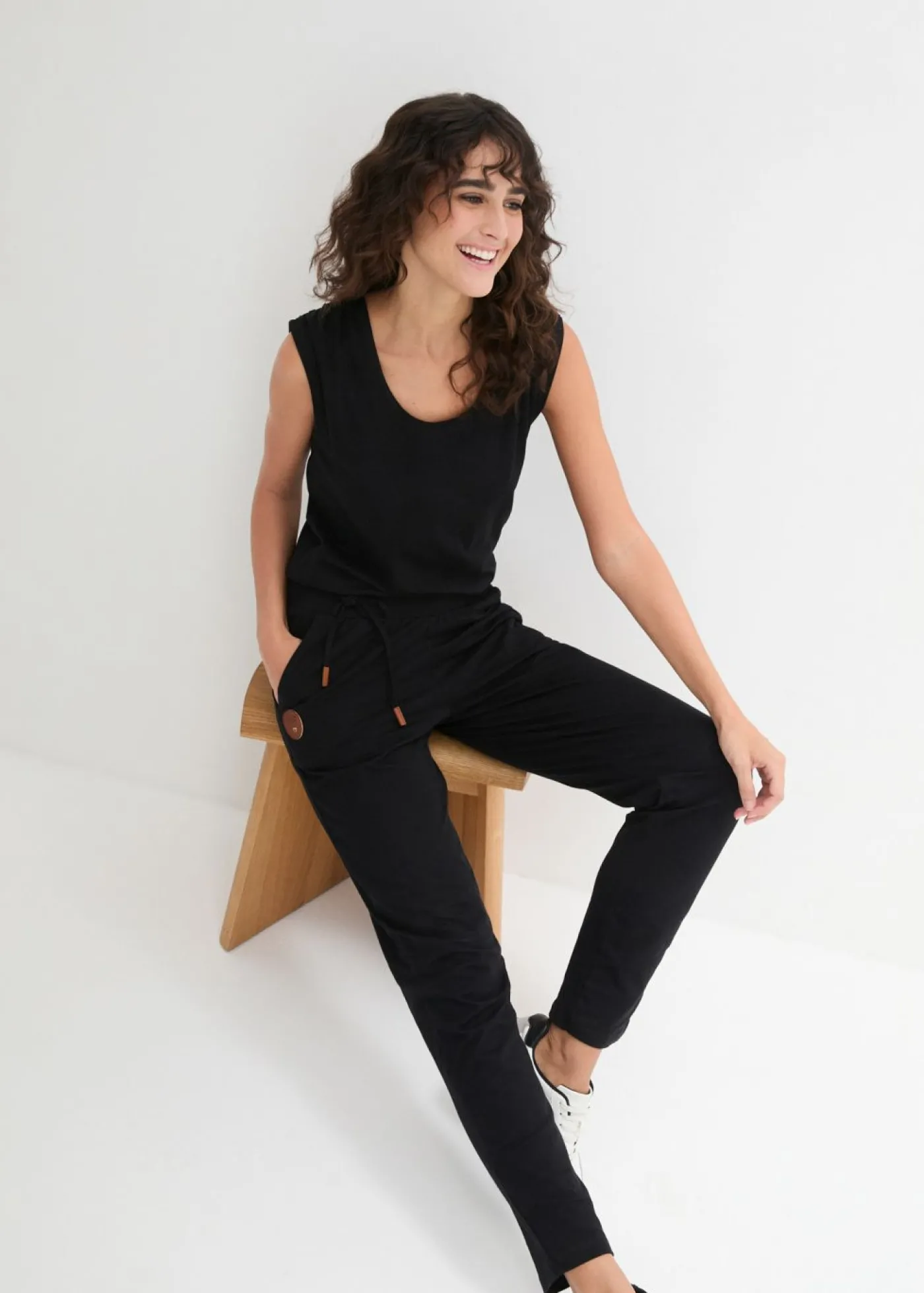 bonprix bonprix Mono de punto de mezcla de algodón Negro Outlet
