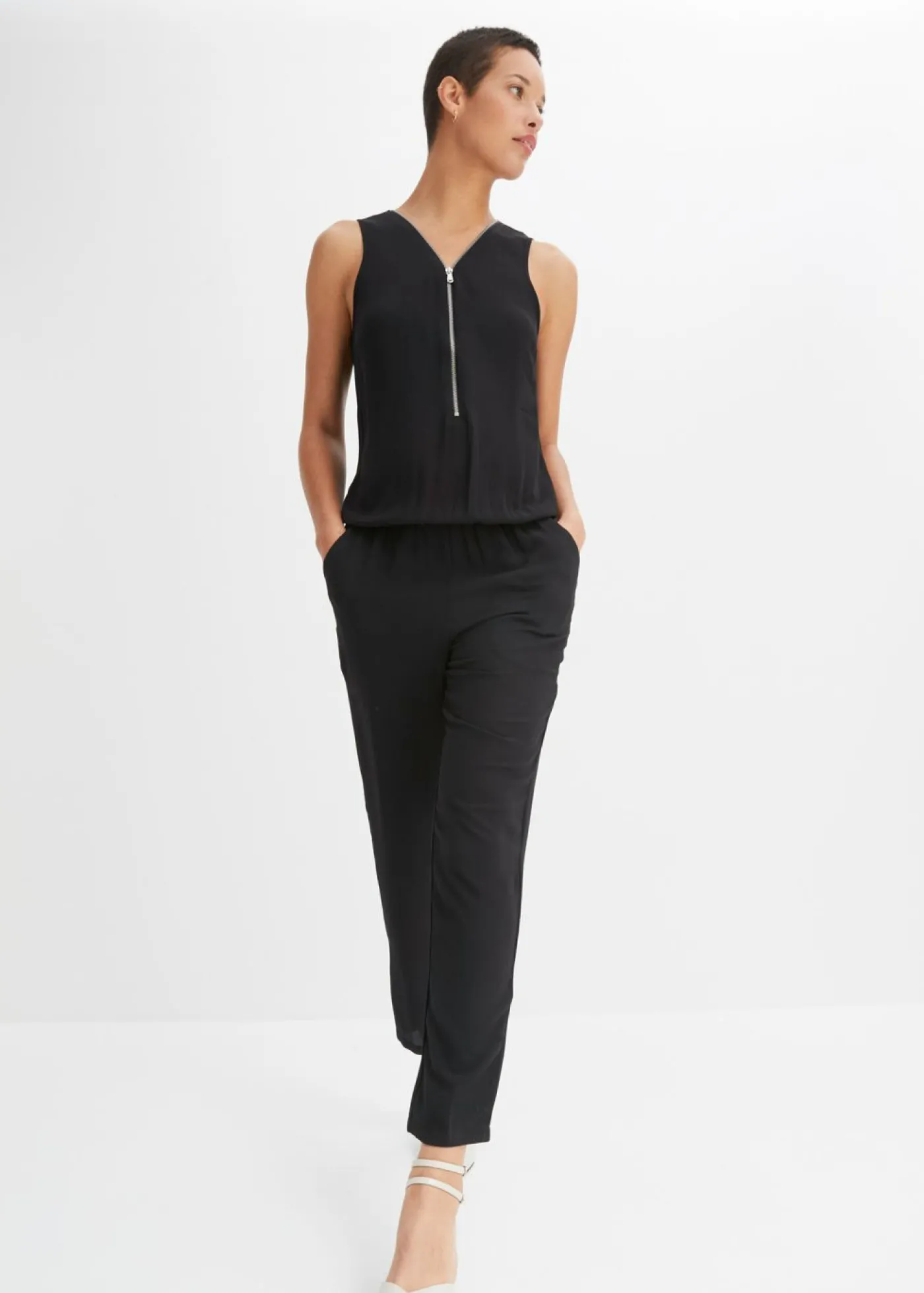 bonprix bonprix Mono sin mangas Negro Hot
