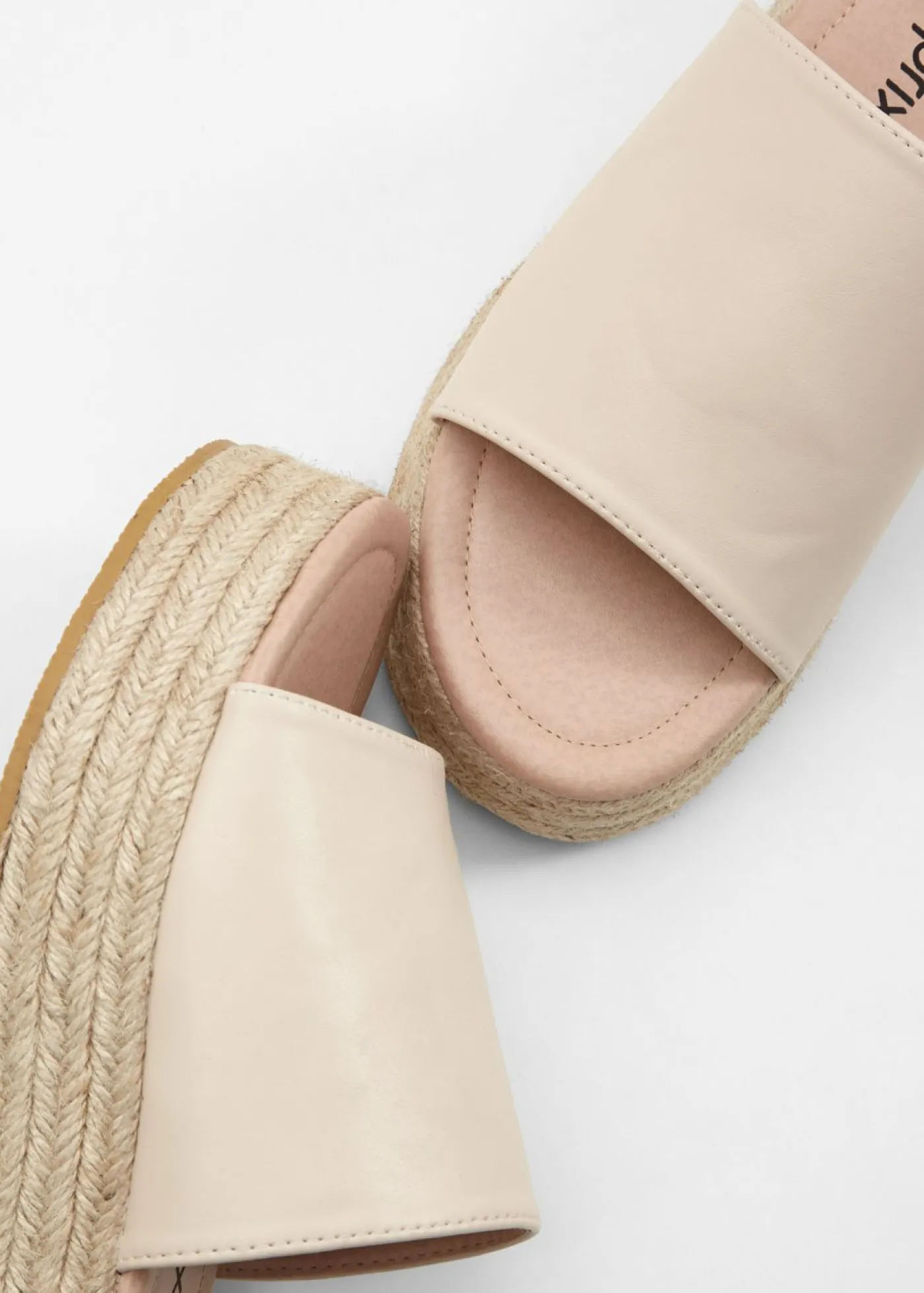 bonprix bonprix Mules de plataforma con aspecto de rafia Beige Discount
