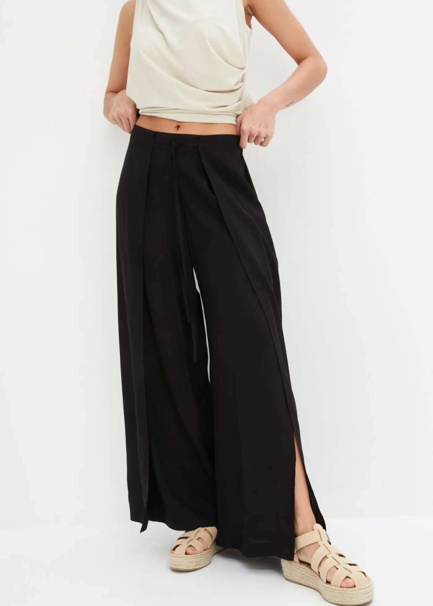 bonprix bonprix Pantalón Negro Hot