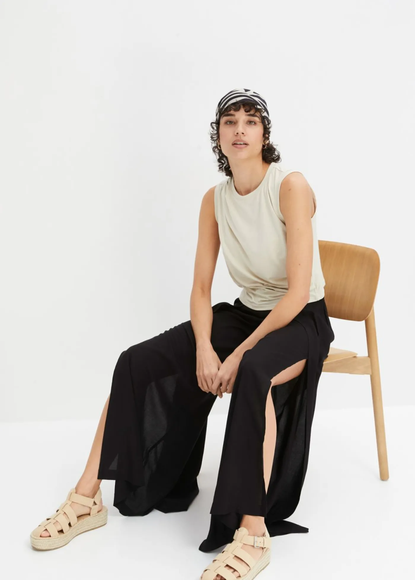 bonprix bonprix Pantalón Negro Hot