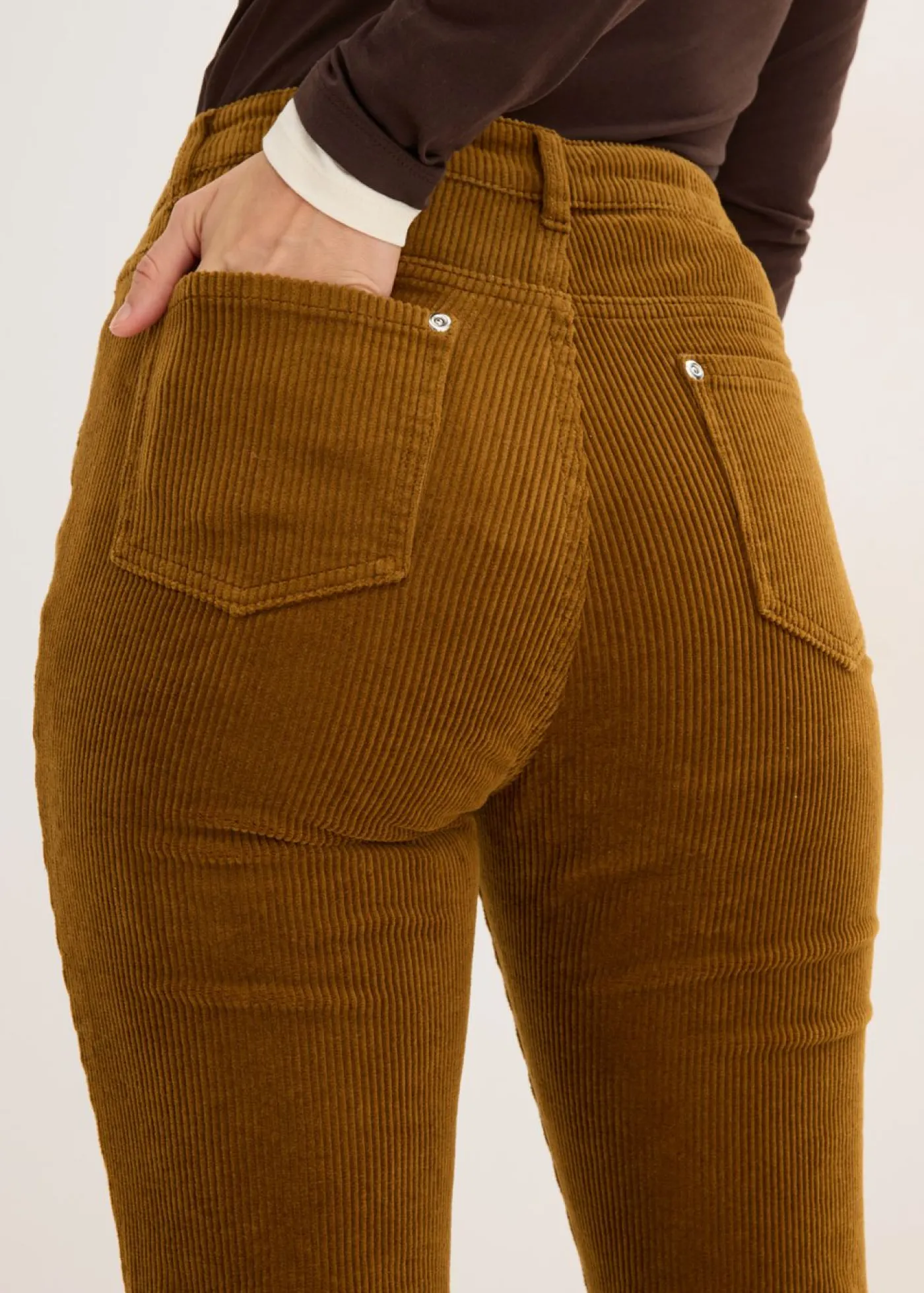 bonprix bonprix Pantalón acampanado de pana Marrón coñac Outlet