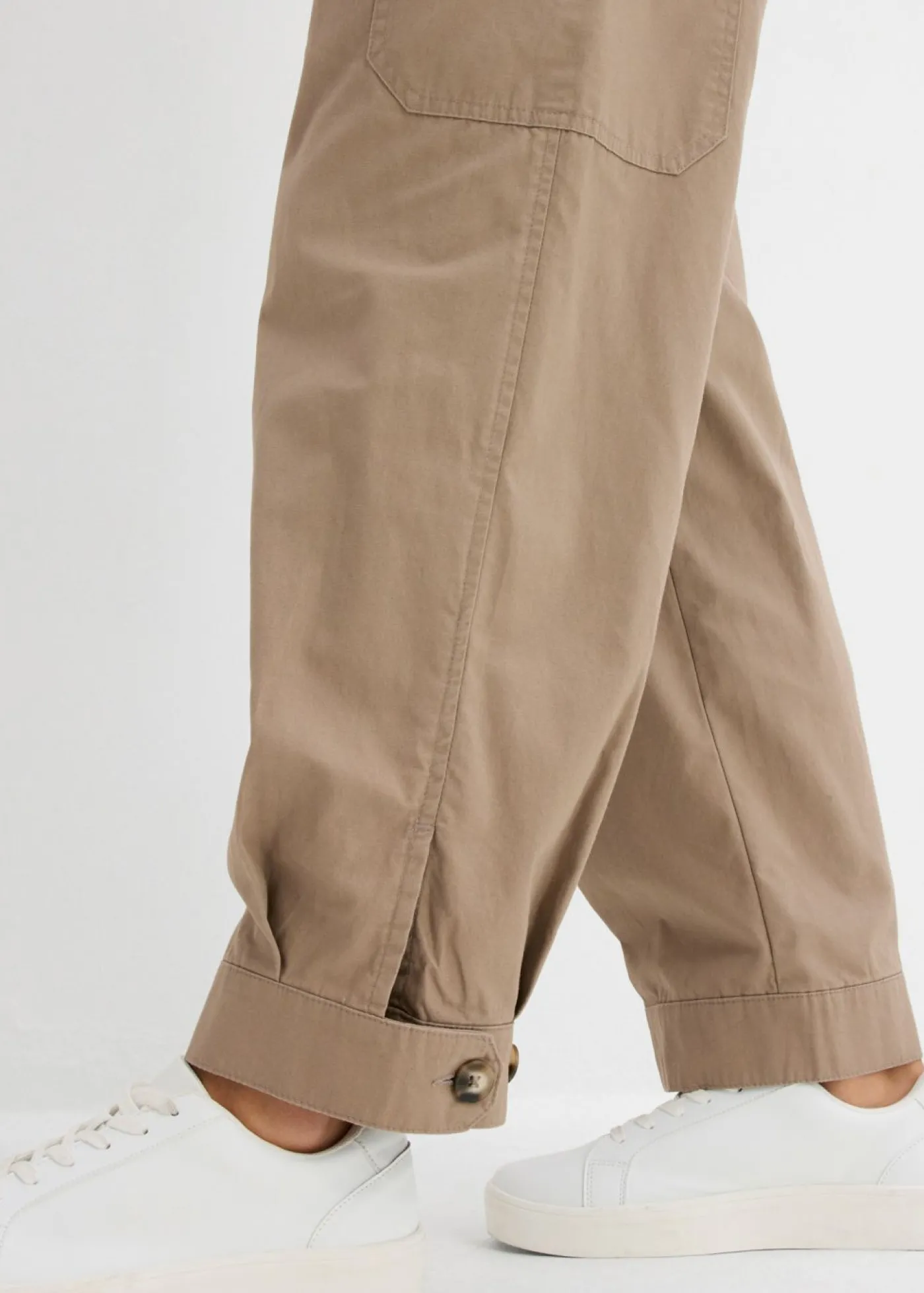 bonprix bonprix Pantalón acortado tipo cargo Marrón grisáceo