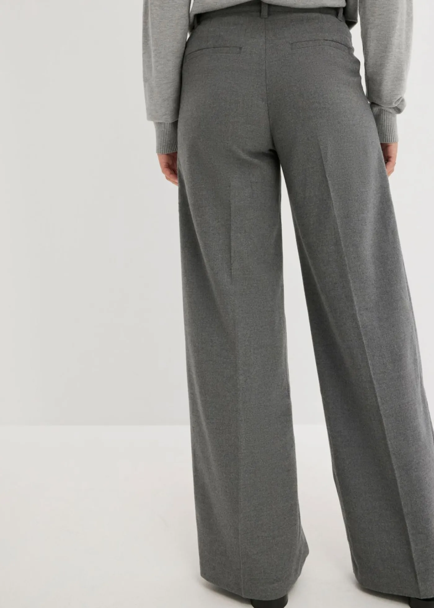 bonprix bonprix Pantalón ancho de pliegues Gris jaspeado