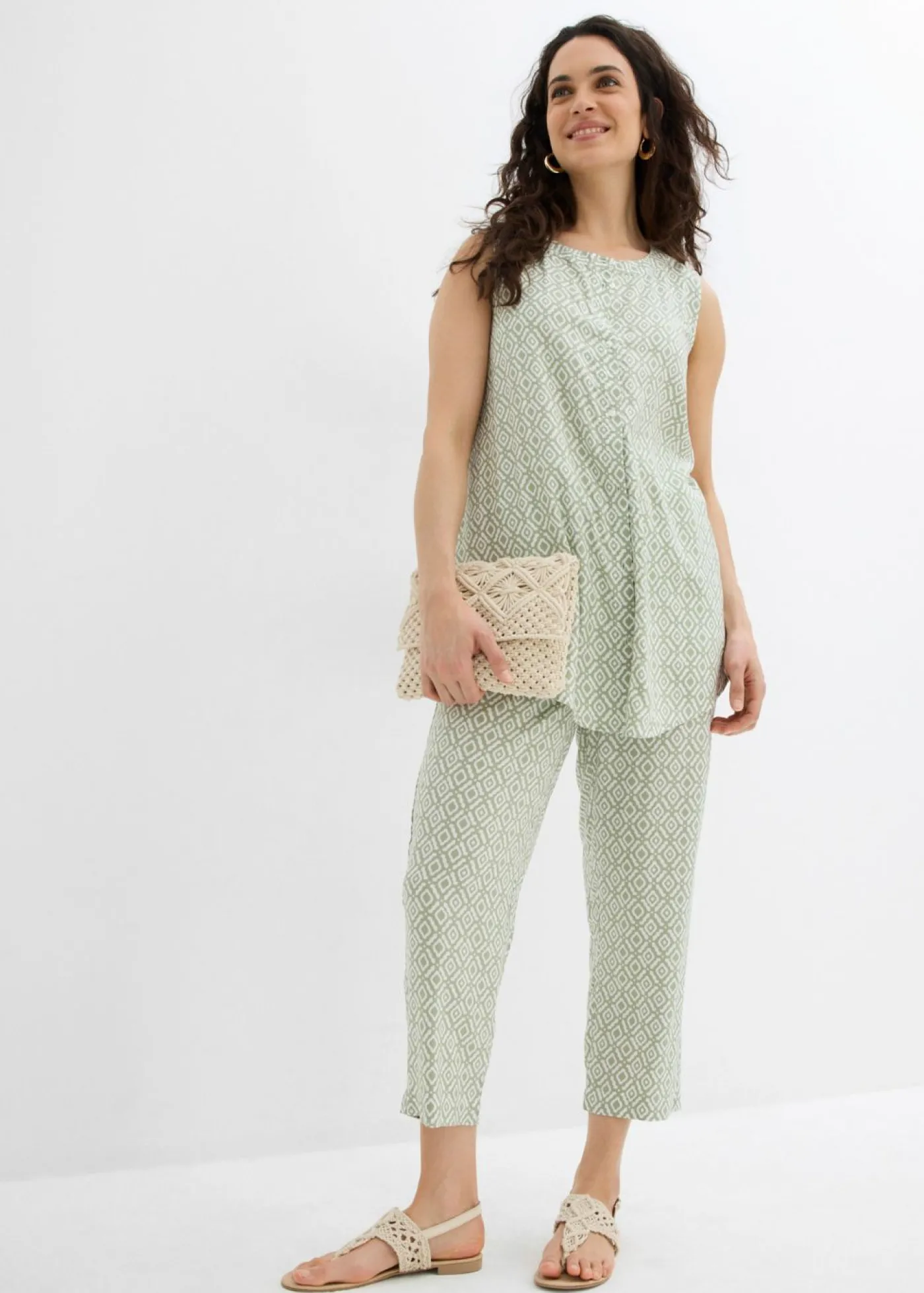bonprix bonprix Pantalón bombacho de viscosa verde alga-blanco lana Clearance
