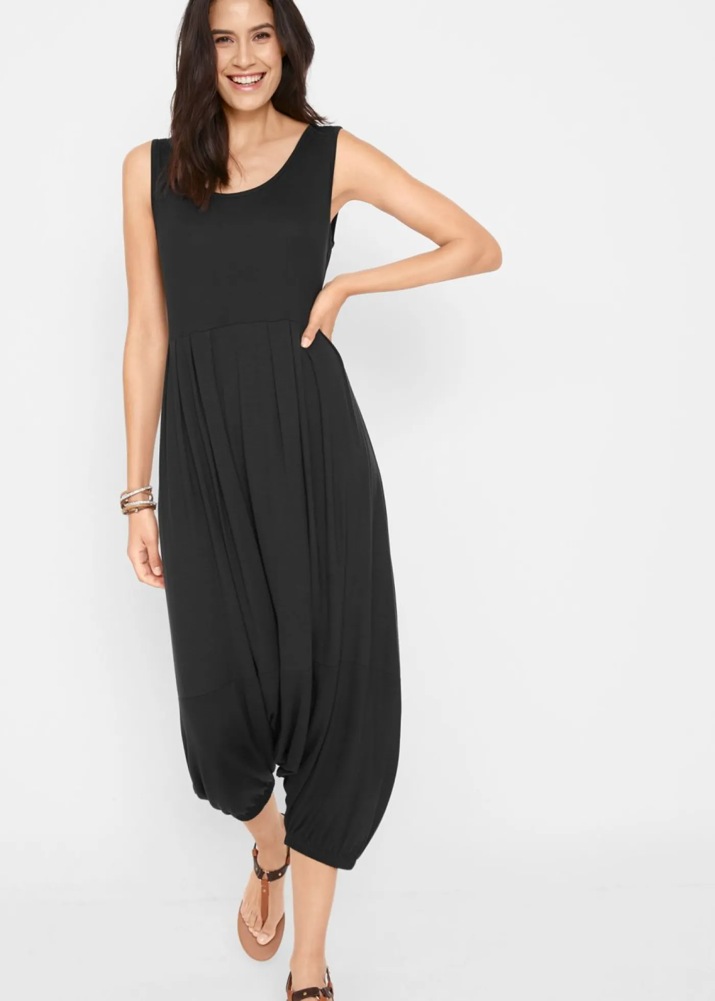 bonprix bonprix Pantalón bombacho tipo mono de punto de mezcla de viscosa Negro