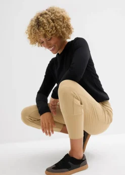 bonprix bonprix Pantalón capri de material suave Caqui claro