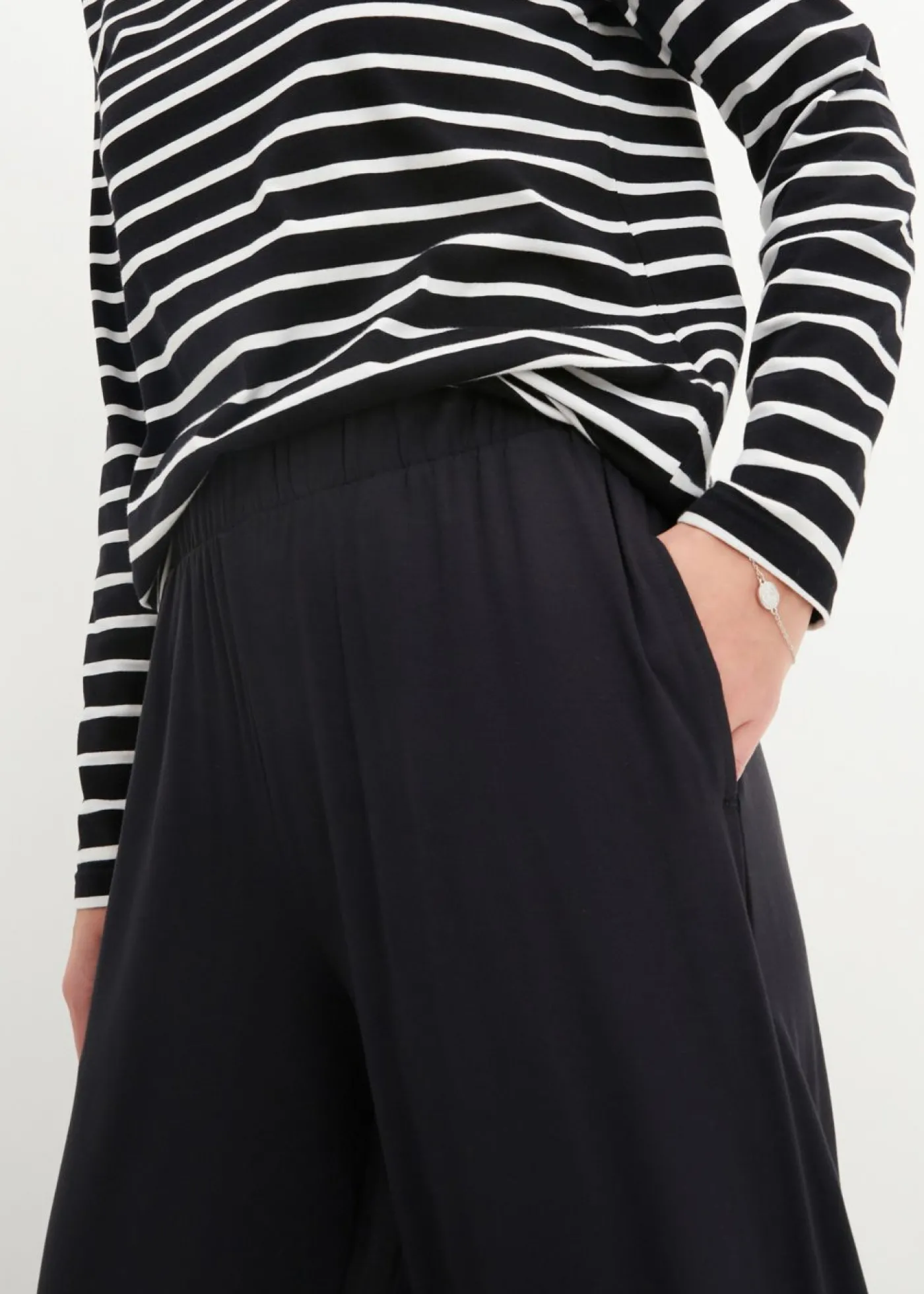 bonprix bonprix Pantalón capri de talle alto (2 unidades) Negro-negro