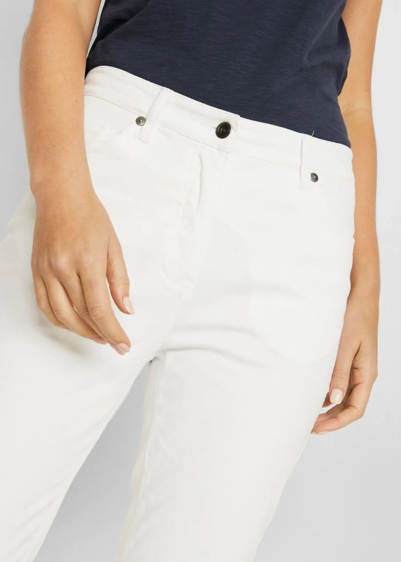 bonprix bonprix Pantalón capri de tiro alto Blanco