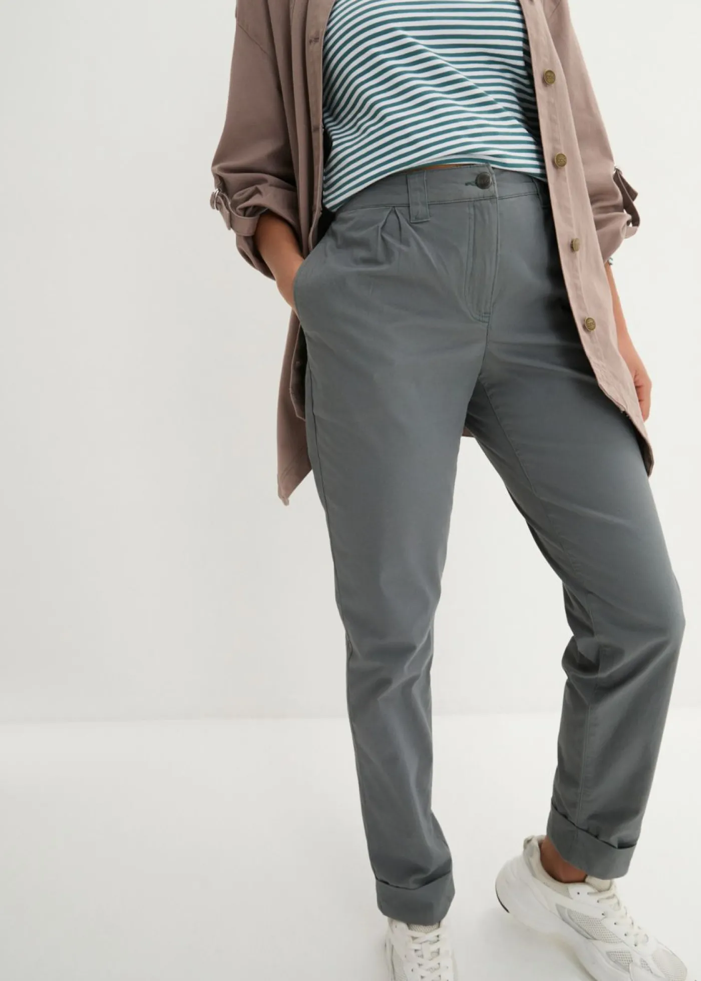 bonprix bonprix Pantalón chino de algodón hasta el tobillo Verde eucalipto Best