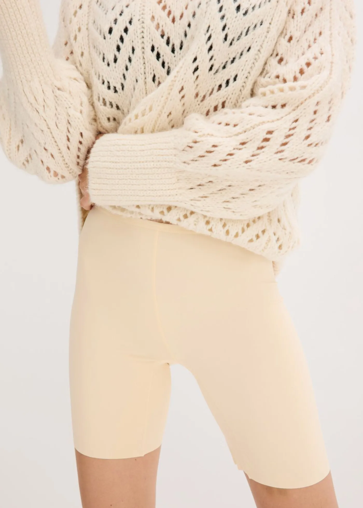 bonprix bonprix Pantalón ciclista antirrozaduras con efecto transpirable Beige Online