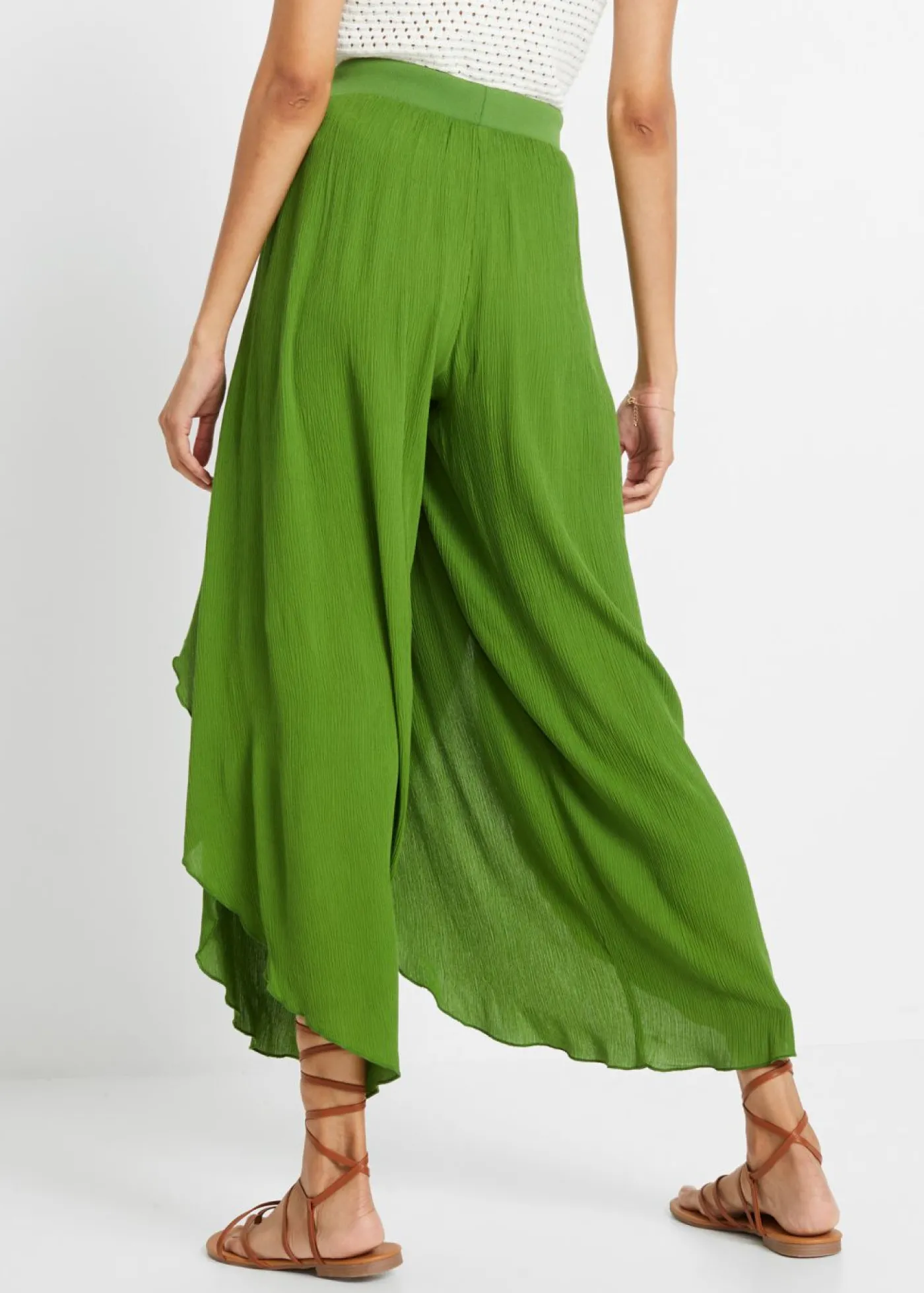 bonprix bonprix Pantalón con efecto arrugado estructurado verde cactus Clearance