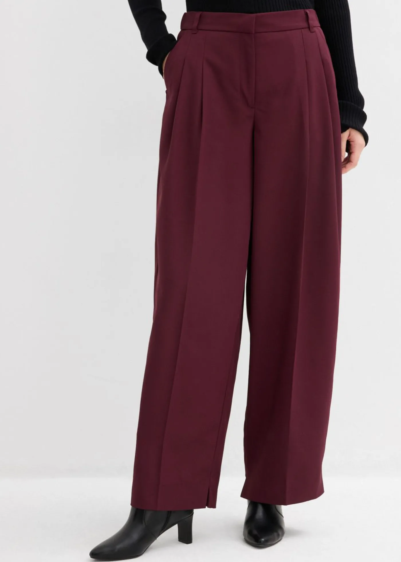 bonprix bonprix Pantalón con pinzas, cinturilla cómoda y abertura rojo burdeos Online