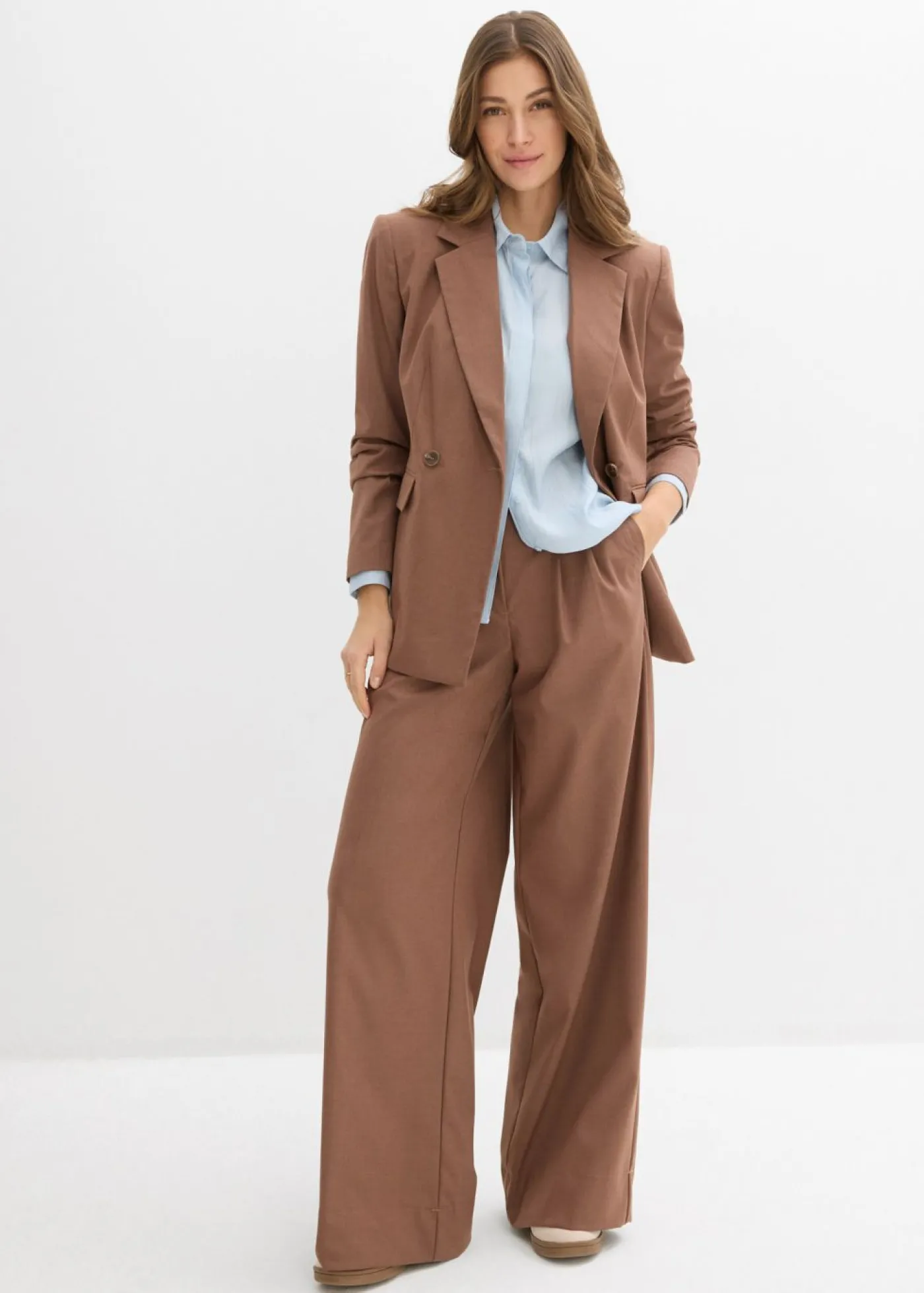 bonprix bonprix Pantalón con pinzas y cinturilla cómoda Marrón castaño New