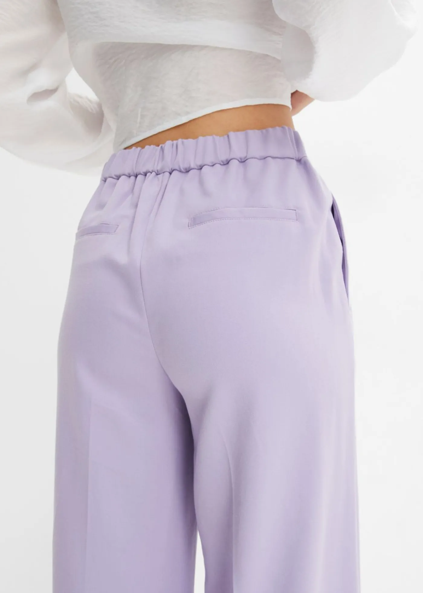 bonprix bonprix Pantalón con pinzas y cinturilla cómoda Violeta claro