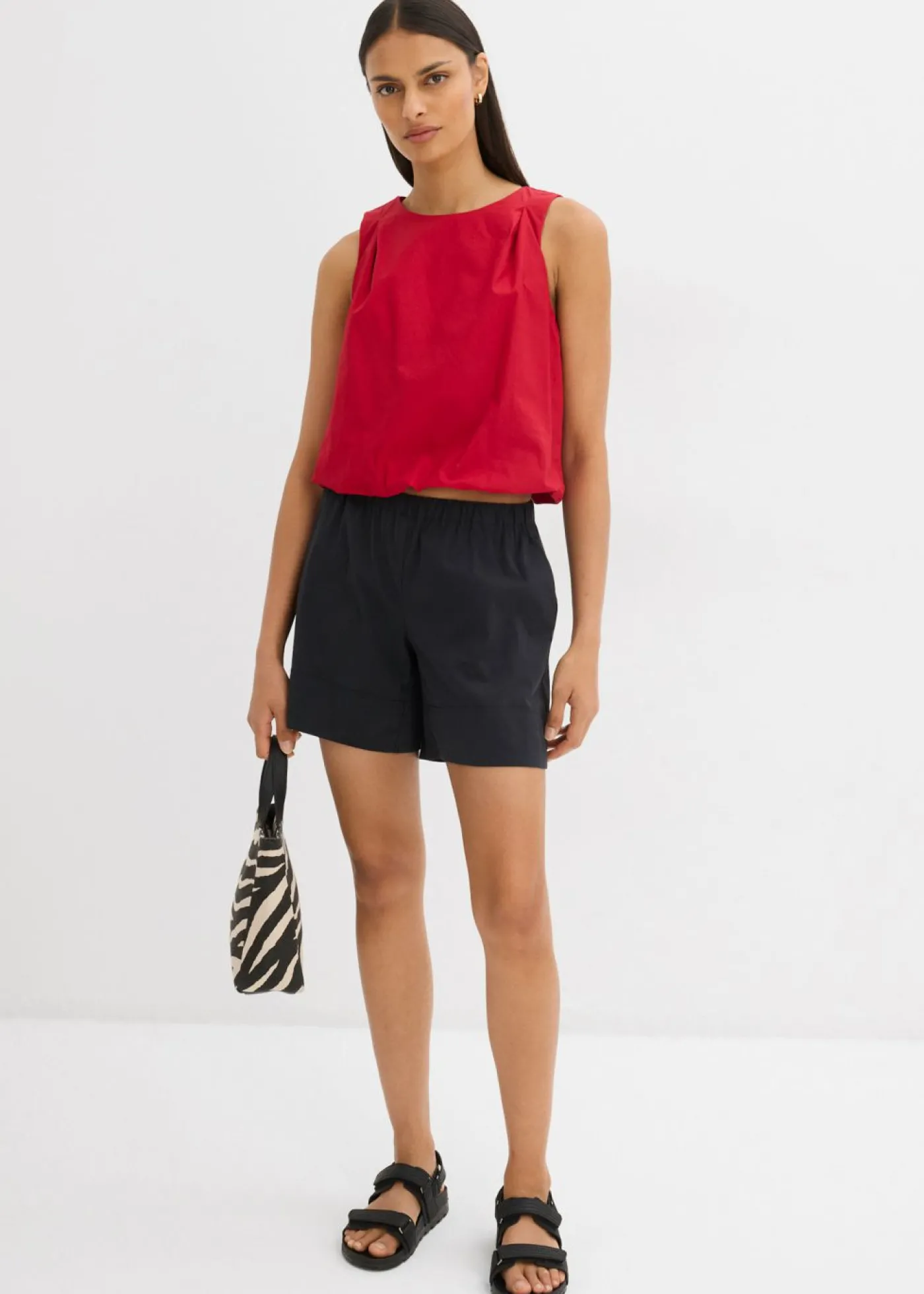 bonprix bonprix Pantalón corto ancho Negro Online