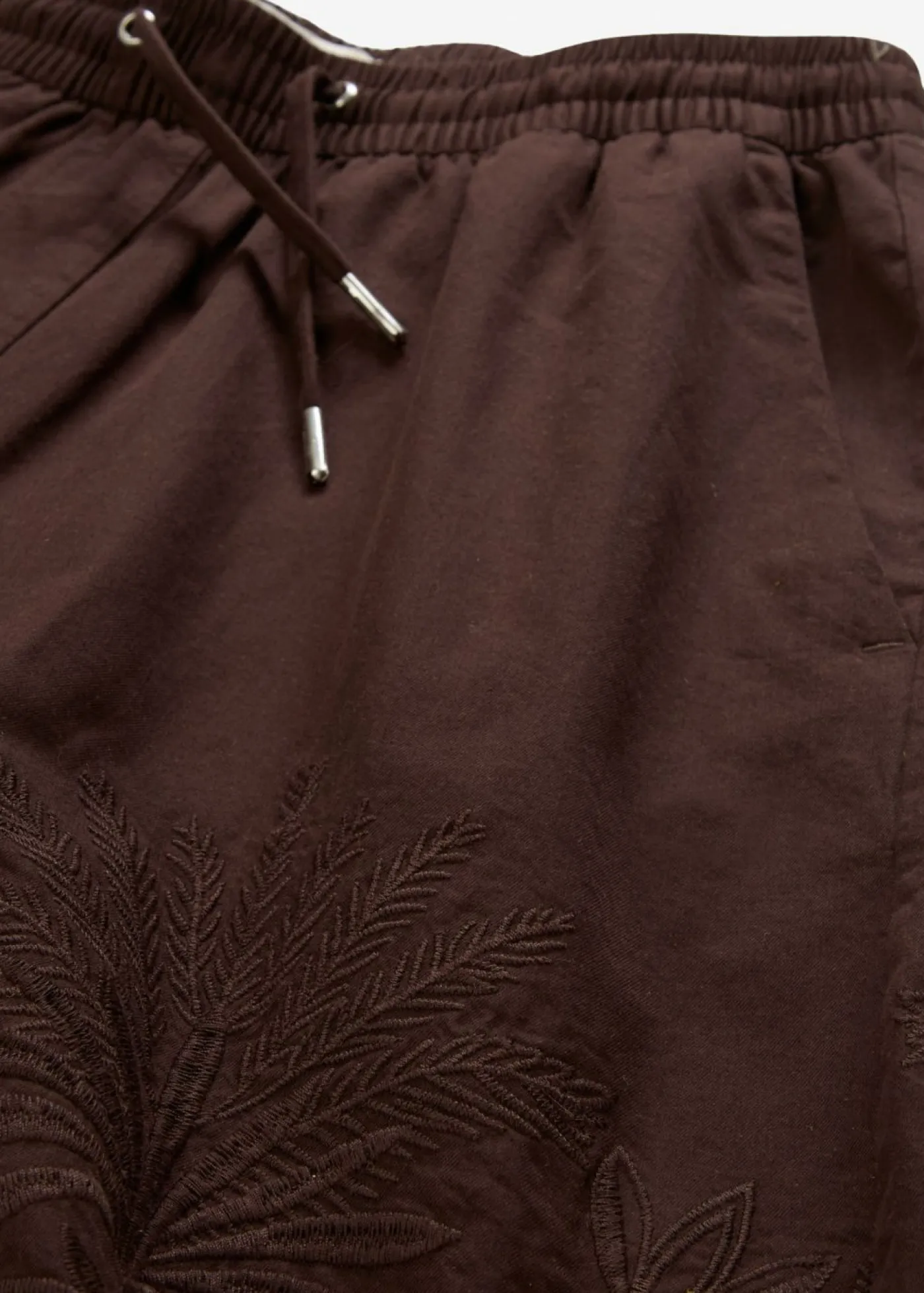 bonprix bonprix Pantalón corto con contenido de seda Marrón oscuro Clearance