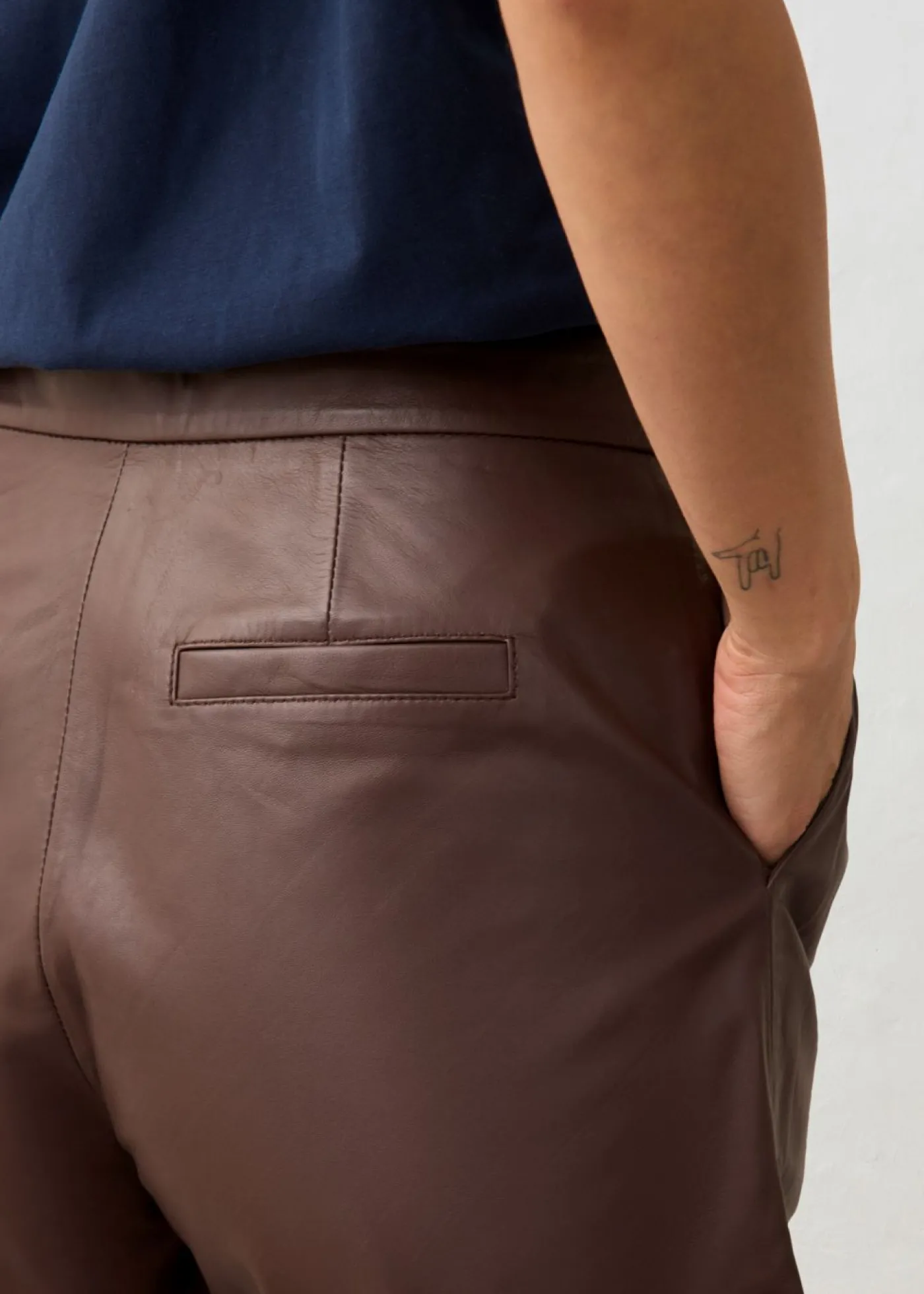 bonprix bonprix Pantalón corto de napa de cordero Marrón tierra Best