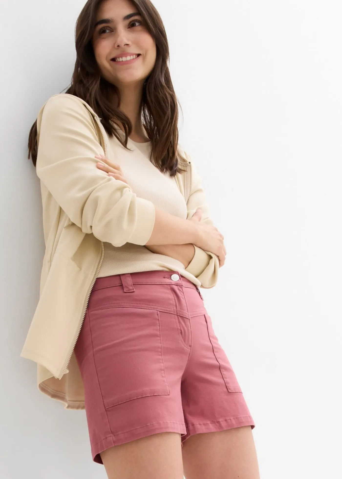 bonprix bonprix Pantalón corto de sarga baya suave New