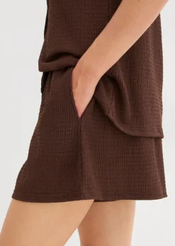 bonprix bonprix Pantalón corto sin cierre de crepé estructurado Marrón tierra Clearance