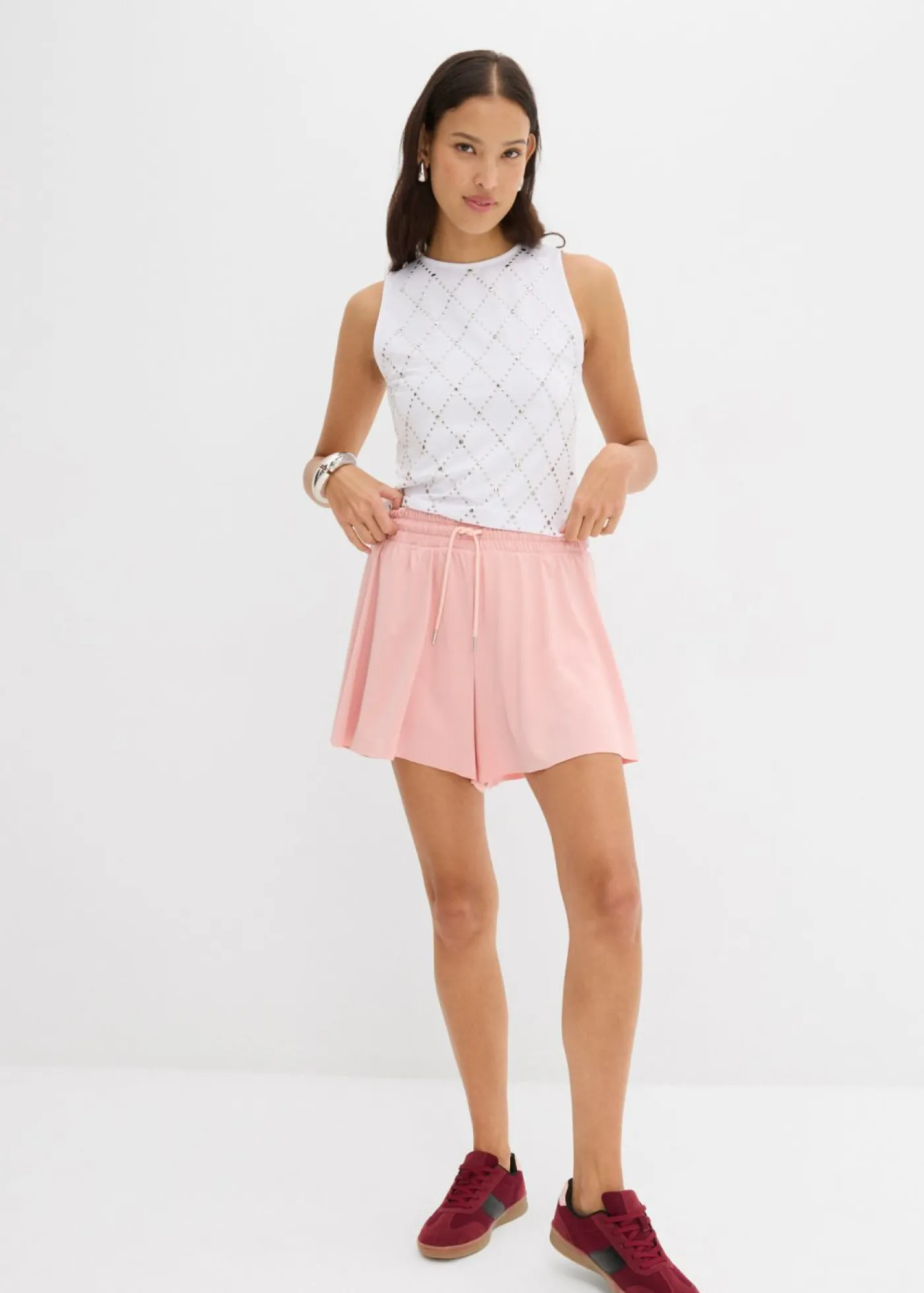 bonprix bonprix Pantalón corto sin cierre con diseño de tenis rosa pastel Clearance