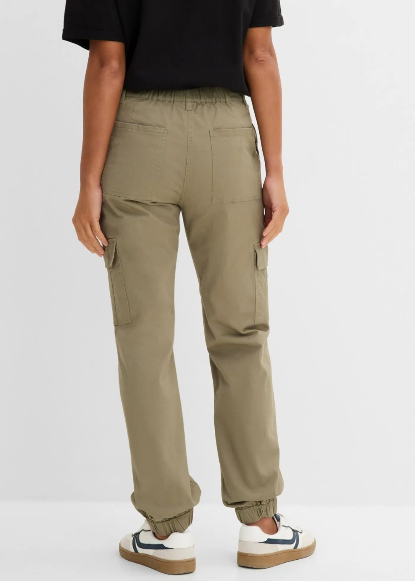 bonprix bonprix Pantalón de algodón elástico con estilo cargo Verde oliva New