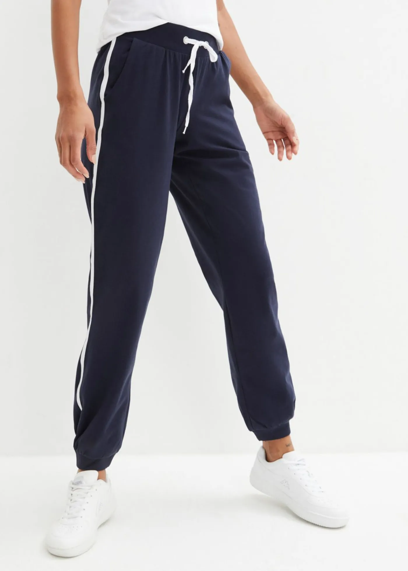 bonprix bonprix Pantalón de chándal de algodón Azul marino Sale