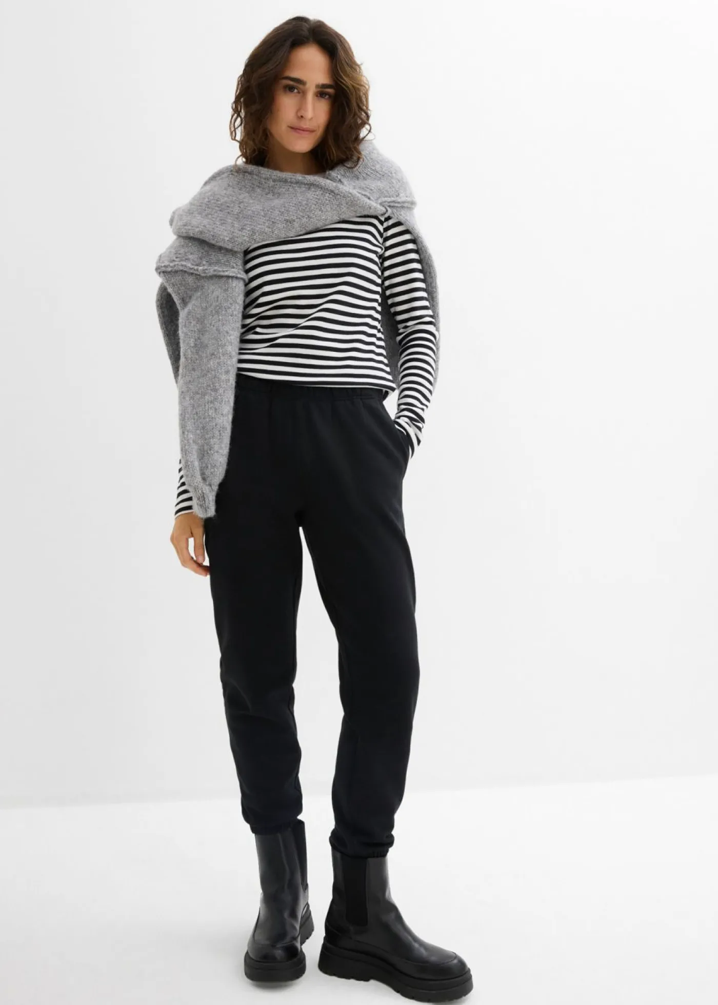 bonprix bonprix Pantalón de chándal de algodón orgánico puro (2 unidades) Negro-gris claro jaspeado New