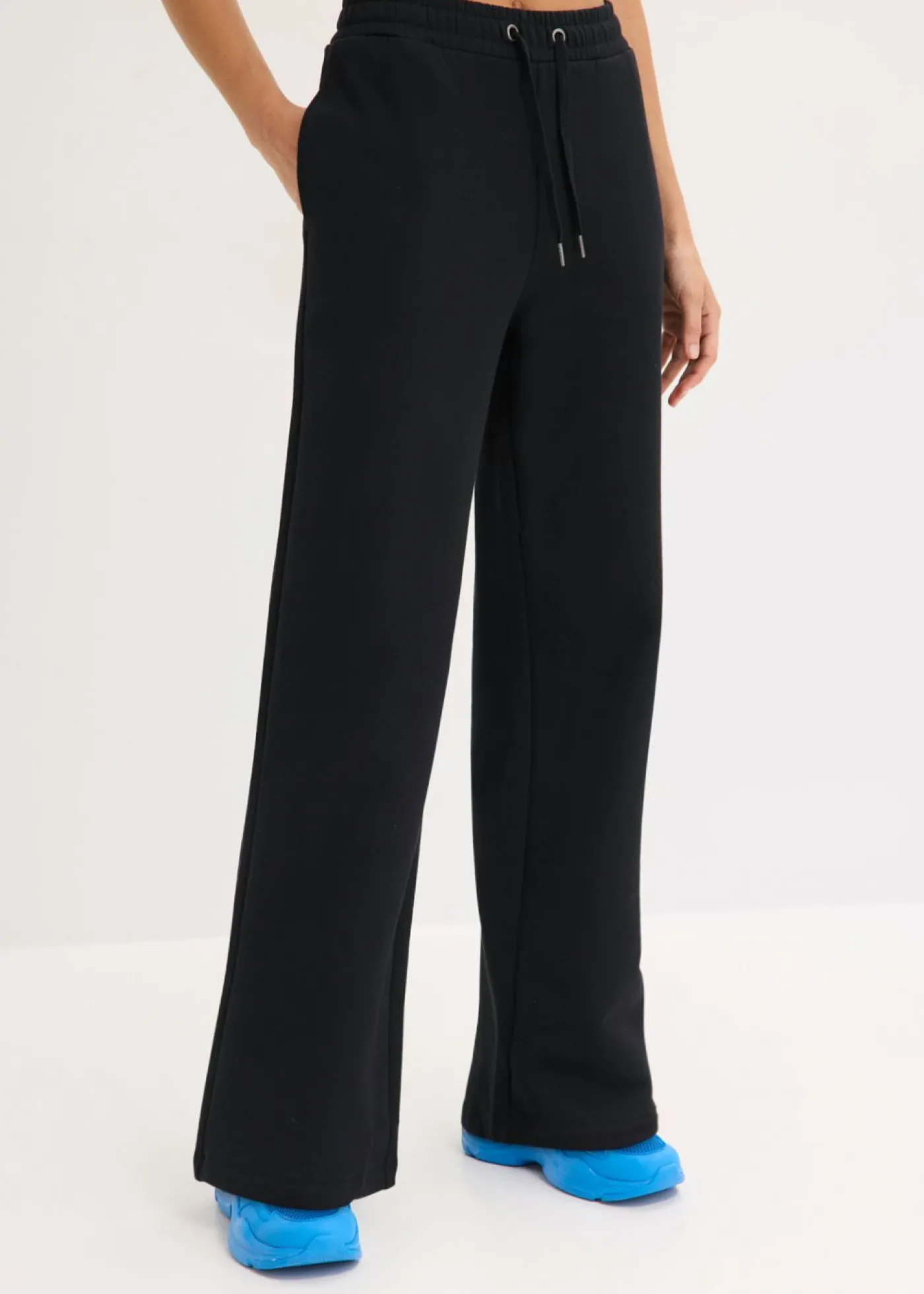 bonprix bonprix Pantalón de chándal de algodón orgánico puro con cintura alta Negro