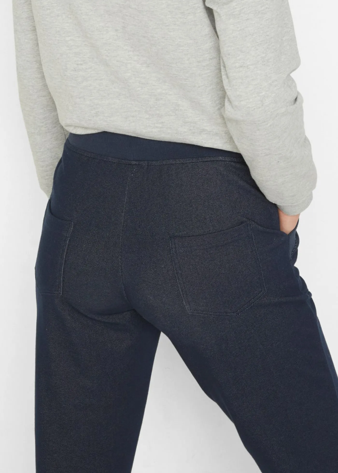 bonprix bonprix Pantalón de chándal de aspecto vaquero de 7/8 Azul oscuro Clearance