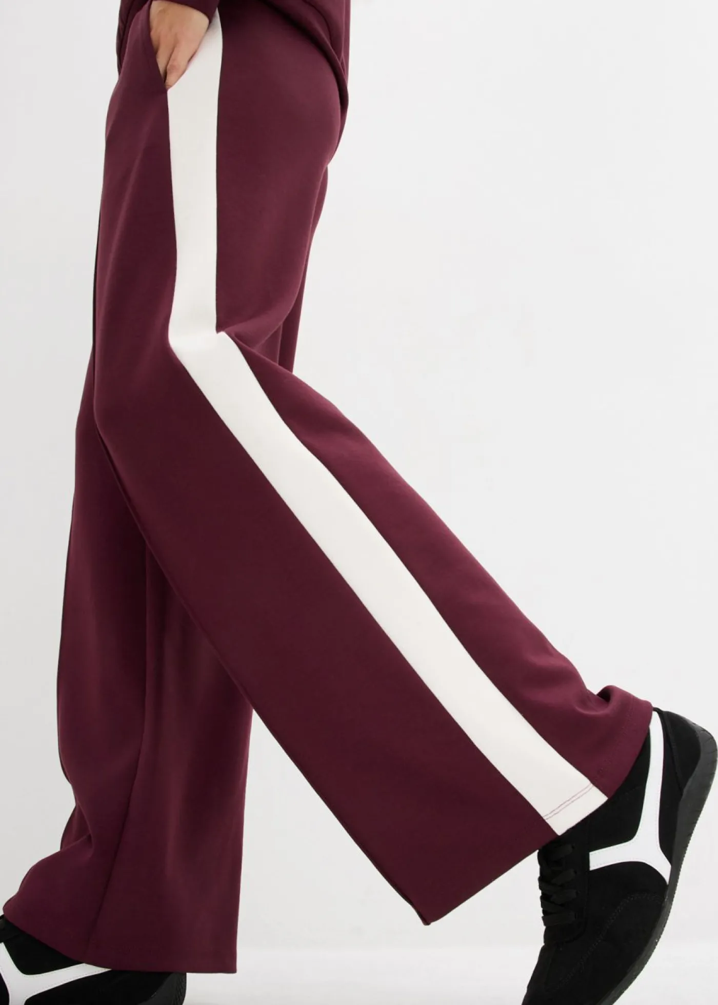 bonprix bonprix Pantalón de chándal de calidad interlock Rojo burdeos con rayas longitudinales New
