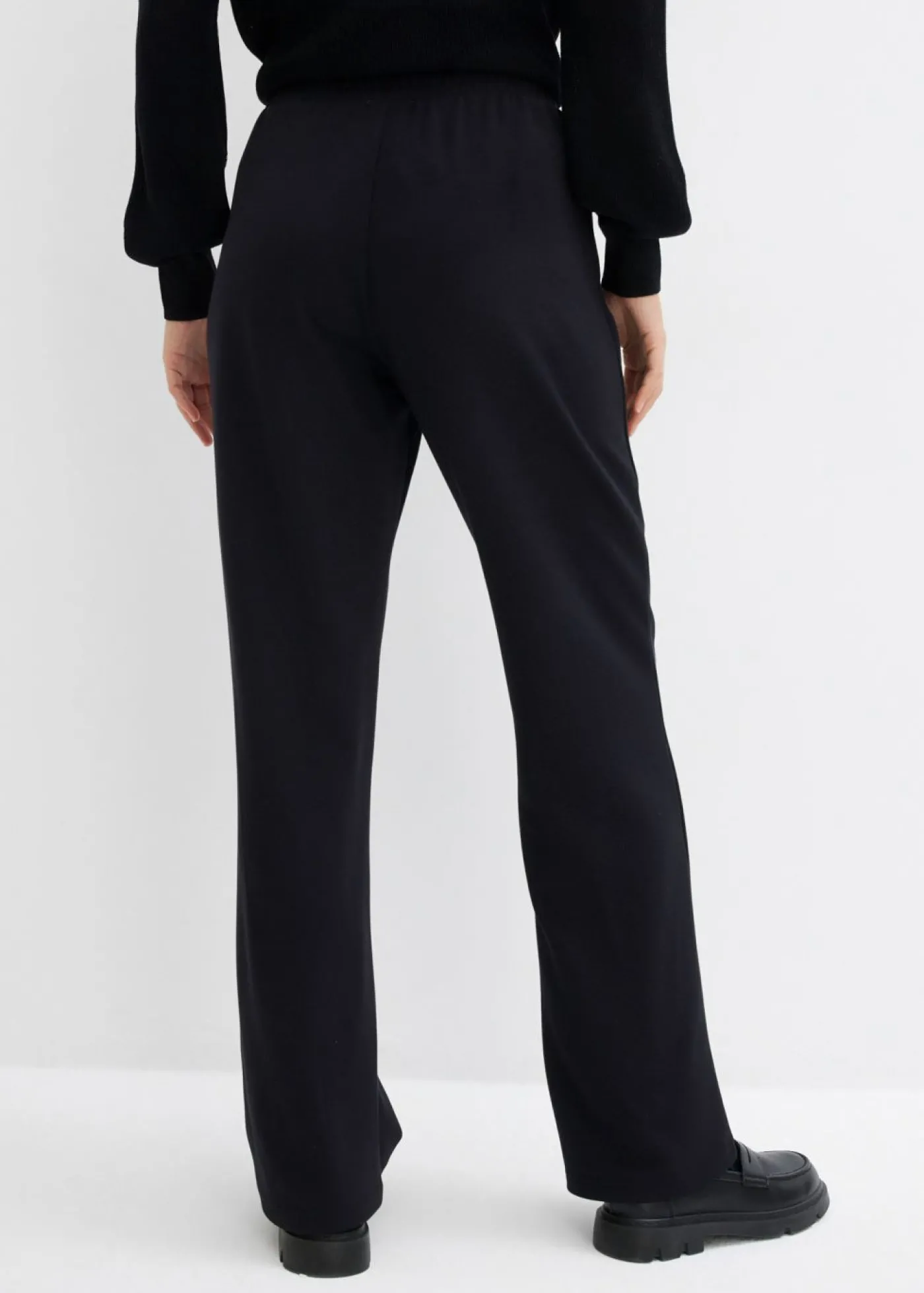 bonprix bonprix Pantalón de chándal de mezcla de viscosa suave Negro New