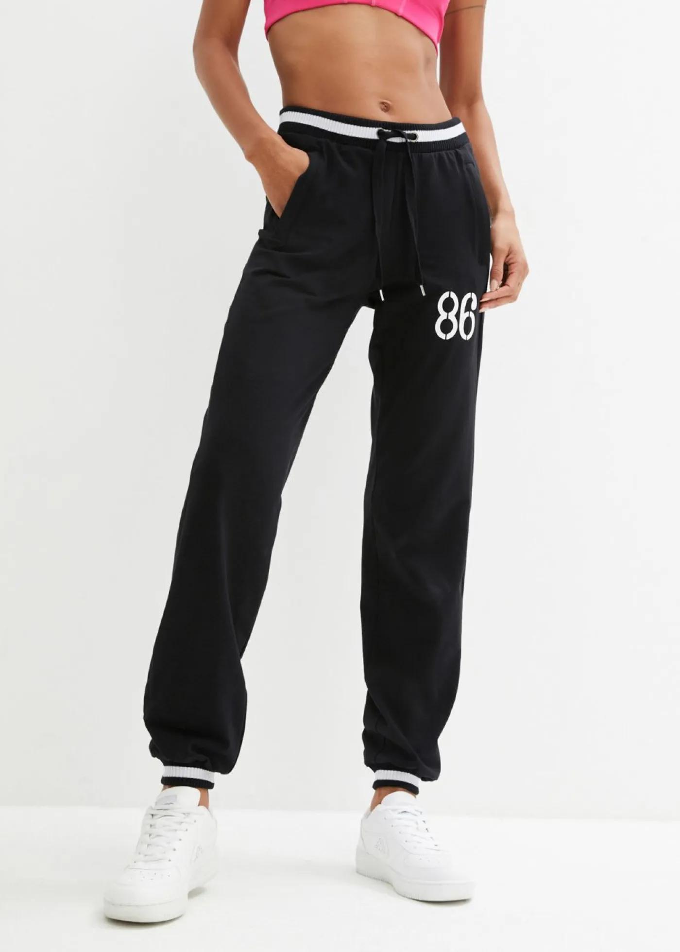 bonprix bonprix Pantalón de chándal de mezcla de algodón elástico Negro