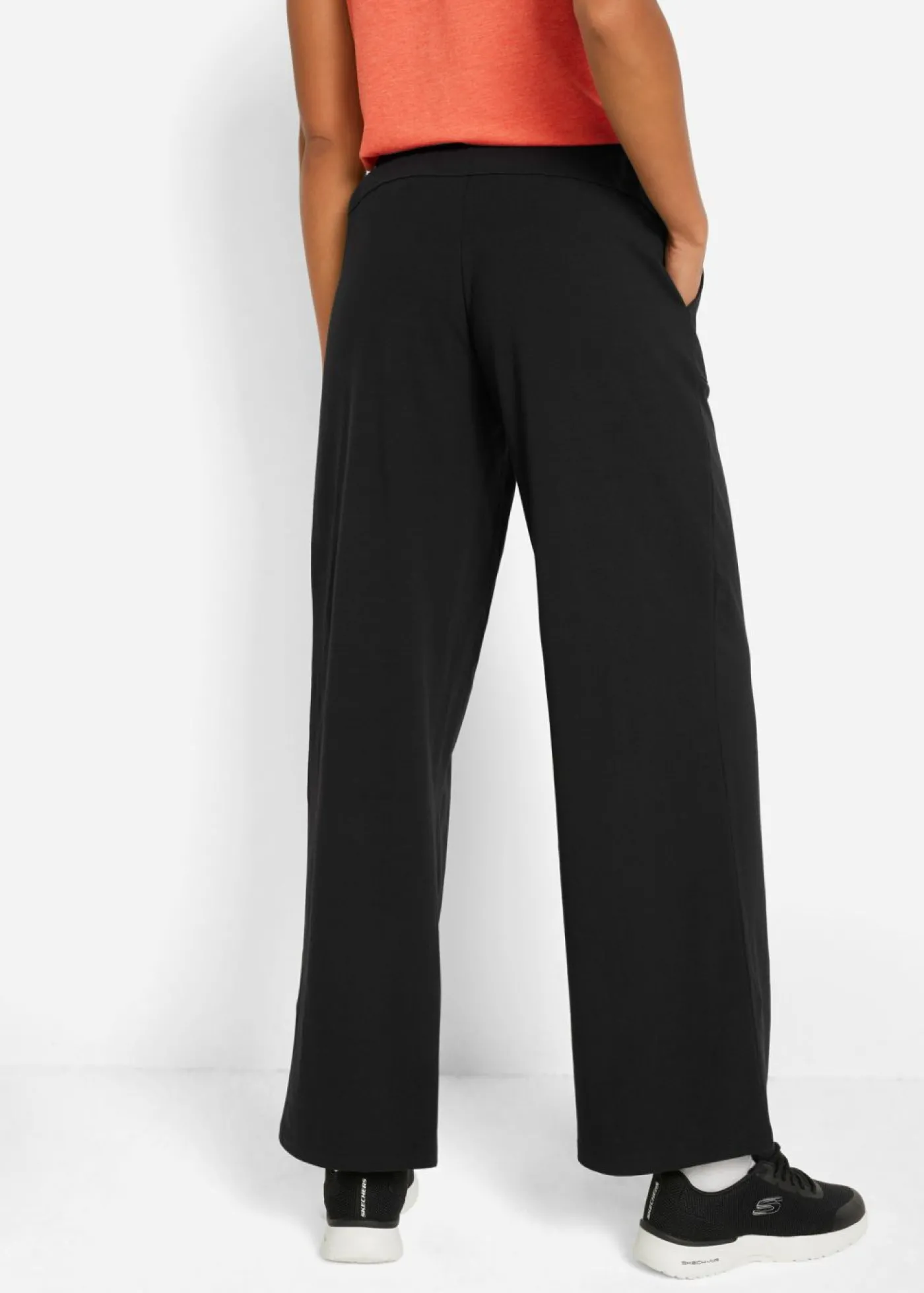 bonprix bonprix Pantalón de chándal de mezcla de algodón Negro Best