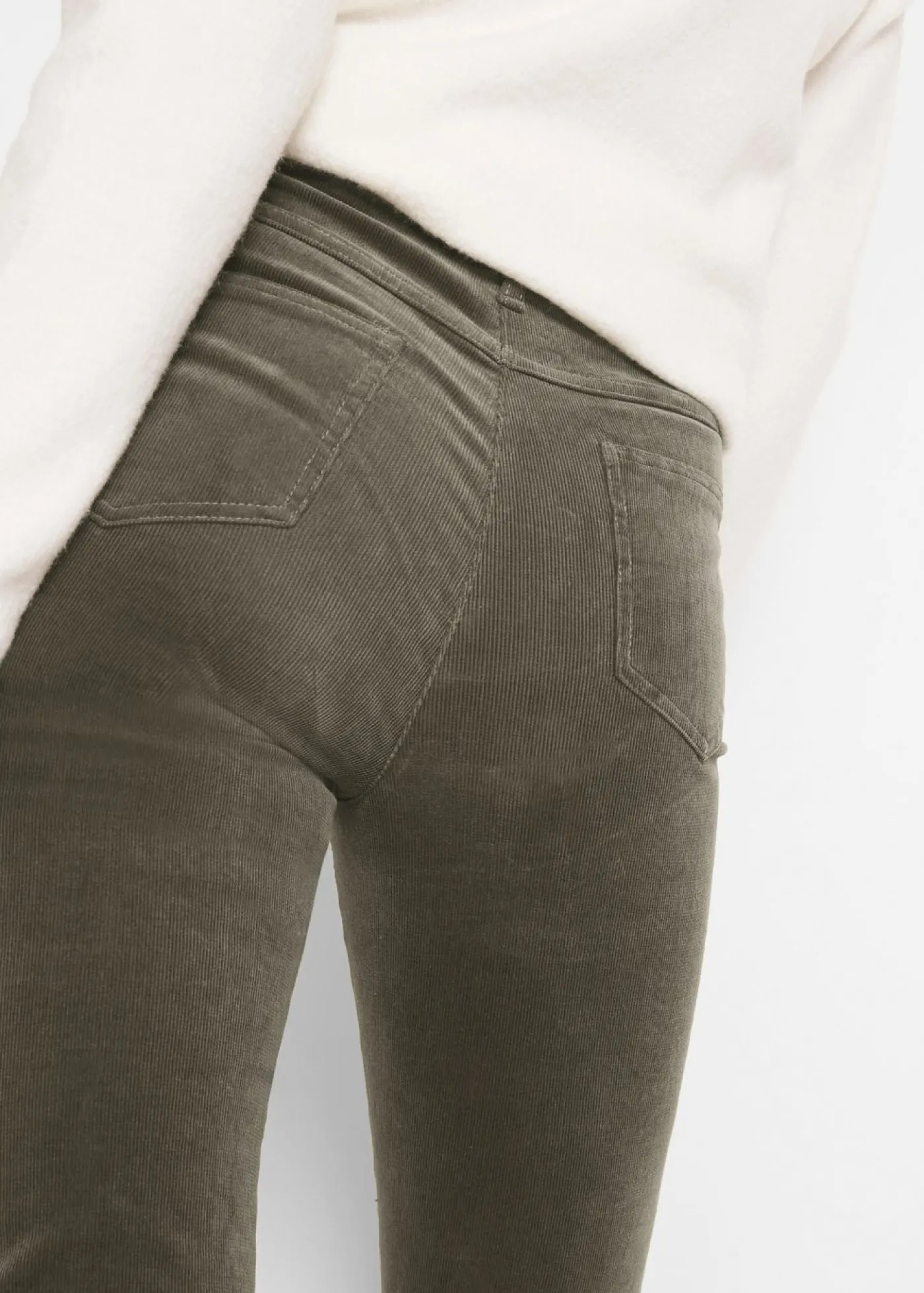 bonprix bonprix Pantalón de pana elásticos, straight Oliva Clearance