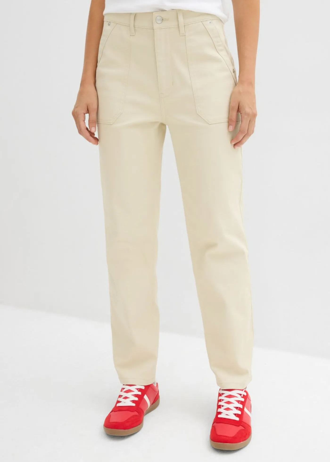 bonprix bonprix Pantalón de sarga acortado Arena claro New