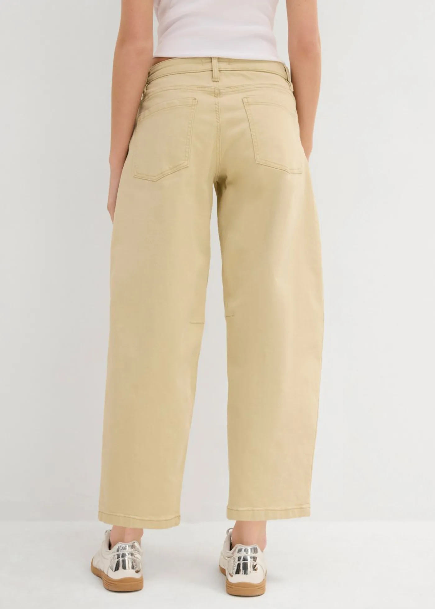 bonprix bonprix Pantalón de sarga en mezcla de algodón elástico Beige verdoso Clearance