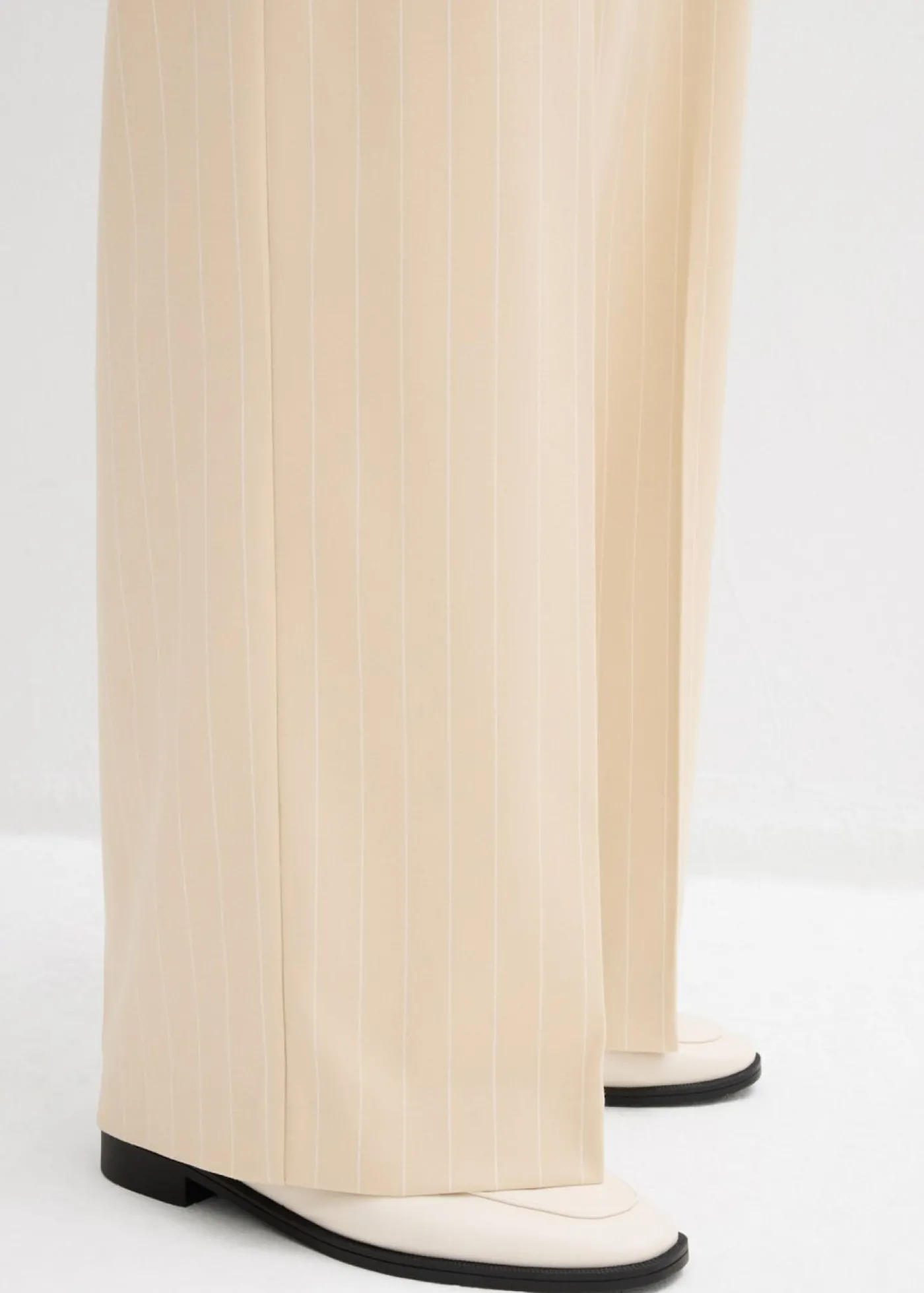 bonprix bonprix Pantalón de traje con rayas arena claro/blanco con rayas