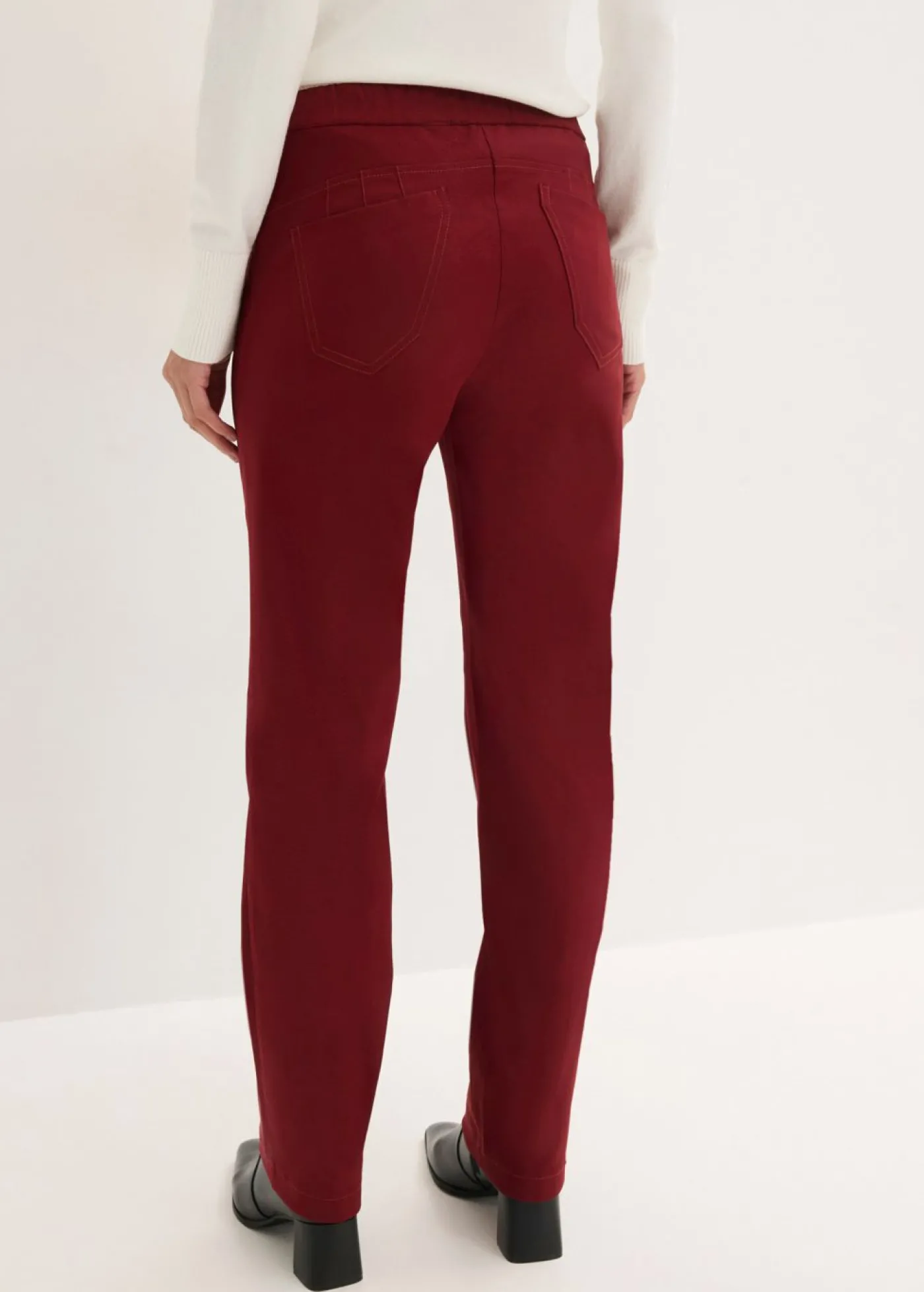 bonprix bonprix Pantalón elástico de bengalina Rojo rubí Hot