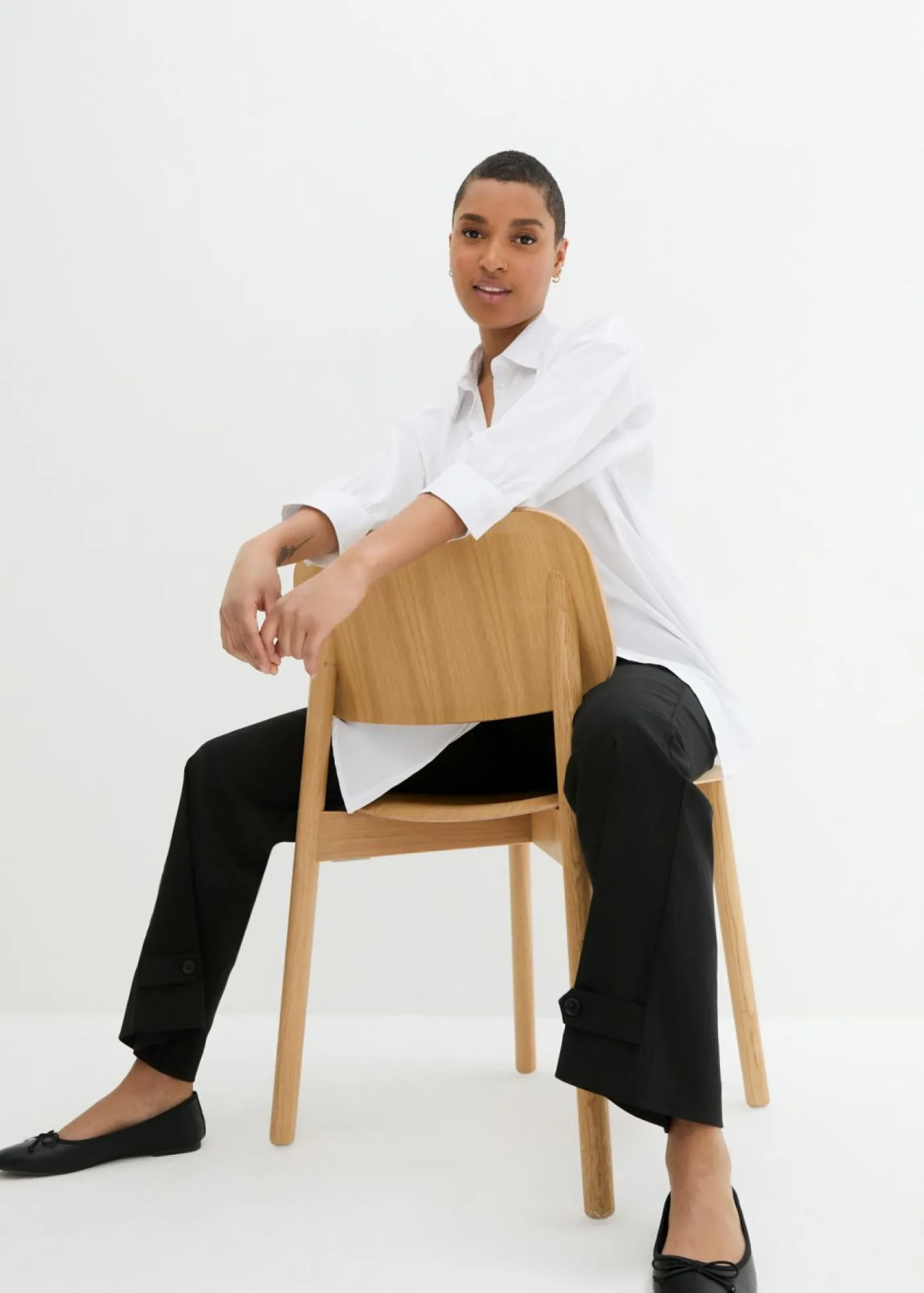 bonprix bonprix Pantalón elástico de bengalina con cintura cómoda Negro