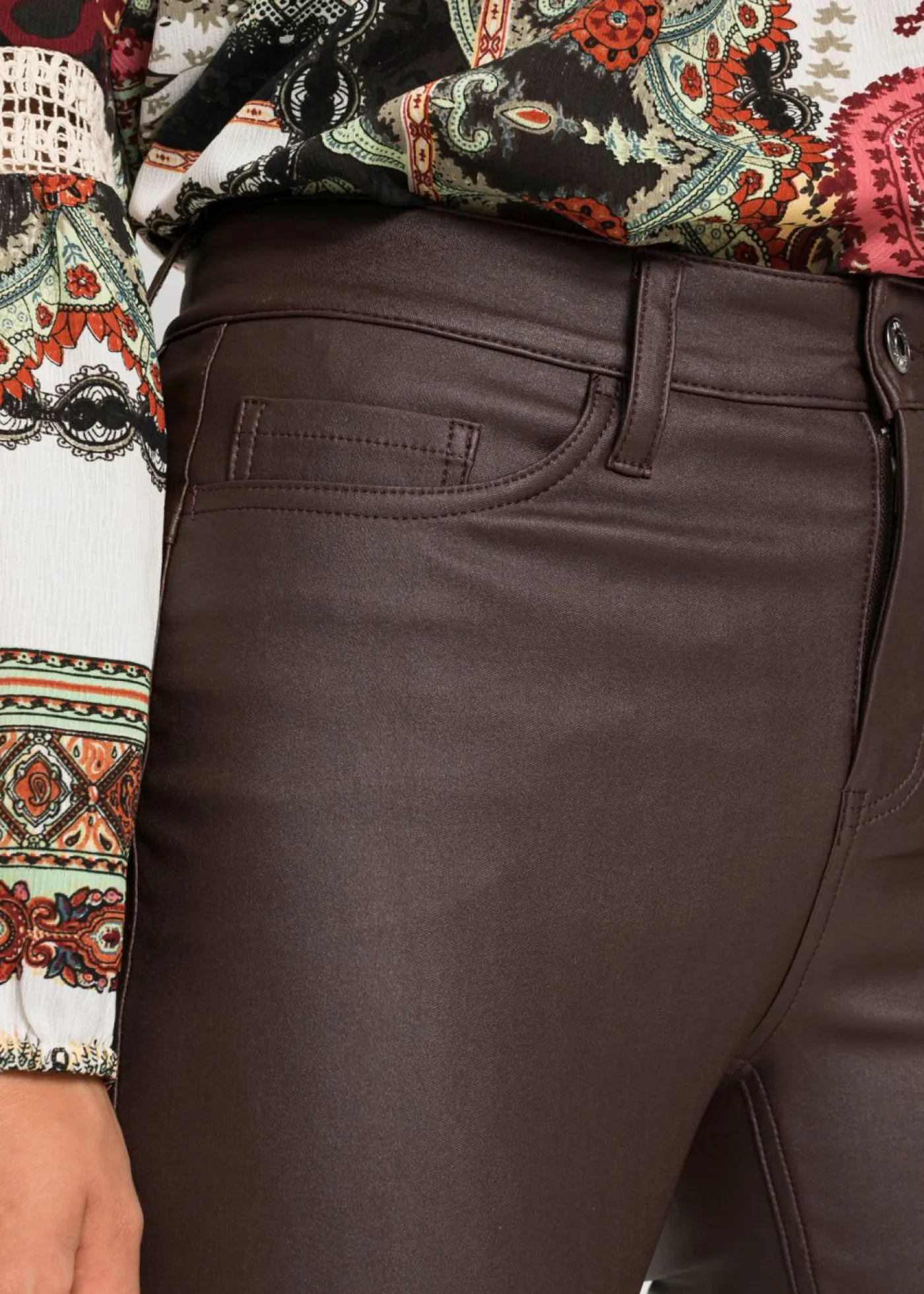 bonprix bonprix Pantalón elástico de mezcla de viscosa marrón Hot