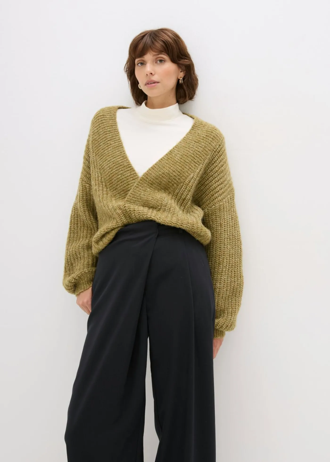 bonprix bonprix Pantalón Marlene de mezcla de viscosa fluida Negro Best